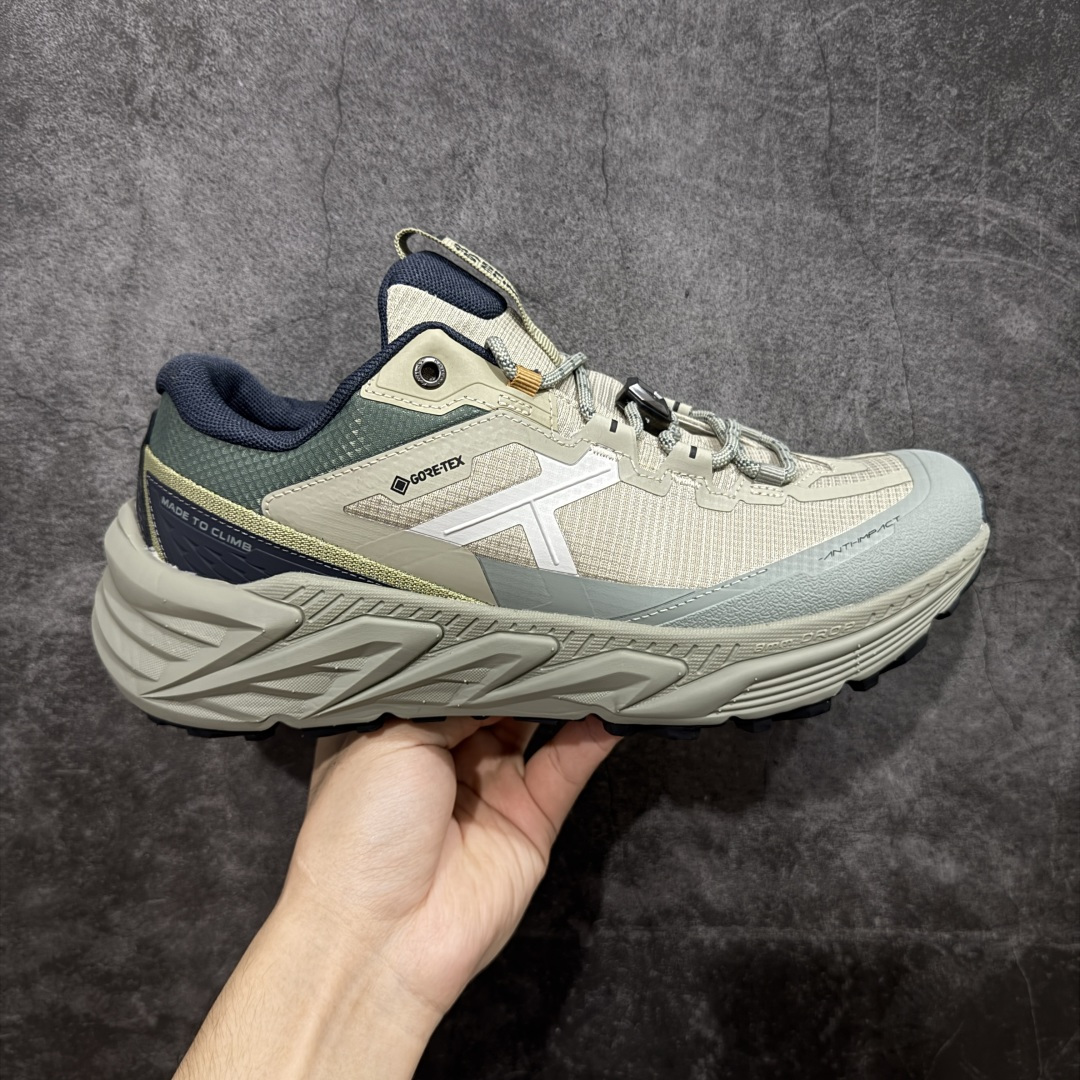 【PK防水版】凯乐石KAILAS 山行-2 GTX 运动户外抓地透气 跑山徒步鞋 凯乐石行云FLT徒步鞋满足了我对春日徒步的全部要求，走了一天都不想脱下来！非常非常的轻，抓地力强还非常防滑，跑跑跳跳都特别轻盈，走了一天也不觉得累。回弹力和支撑力都很好，一直走也没有觉得累。既防水又透气，让双脚保持干爽！ 尺码： 40-45 编码： XSC320330-选品中心