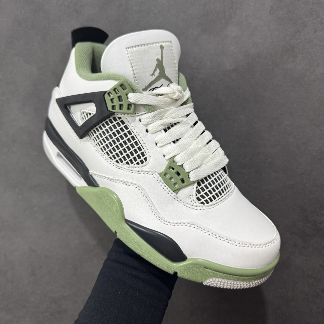 图片[3]-【GQ福利版】Air Jordan AJ4 全头层 外贸尾单 零售圈做工 抵债套现 原纸板楦头开发 定制优质皮料 完美鞋型匹配公司货 正确TPU鞋舌锁扣 最新原厂底模 大底卡色咬花完美 鞋柜必备鞋款 尺码： 40 40.5 41 42 42.5 43 44 44.5 45 46 47.5-选品中心