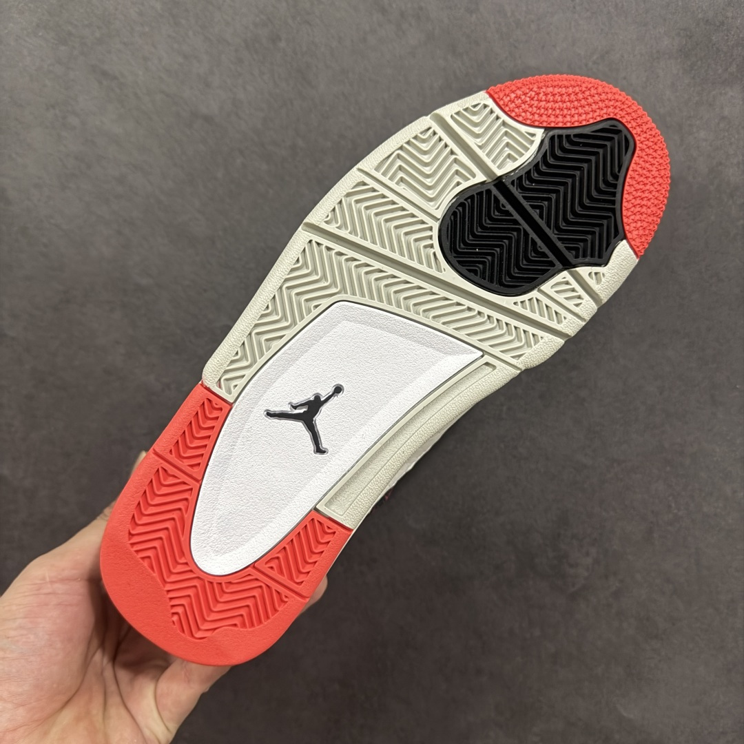 图片[9]-【GQ福利版】Air Jordan AJ4 全头层 外贸尾单 零售圈做工 抵债套现 原纸板楦头开发 定制优质皮料 完美鞋型匹配公司货 正确TPU鞋舌锁扣 最新原厂底模 大底卡色咬花完美 鞋柜必备鞋款 尺码：40 40.5 41 42 42.5 43 44 44.5 45 46 47.5-选品中心