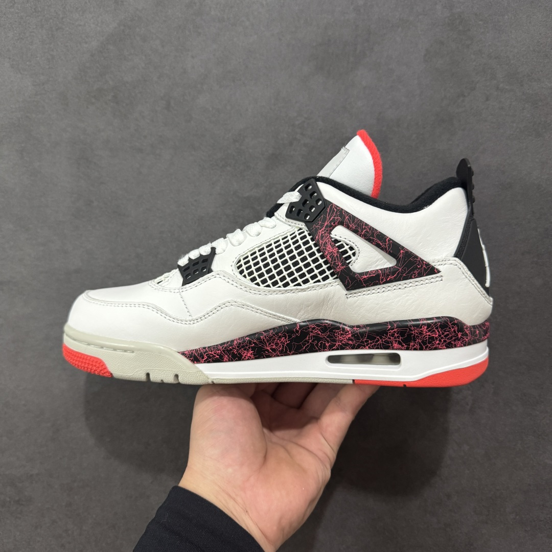 图片[2]-【GQ福利版】Air Jordan AJ4 全头层 外贸尾单 零售圈做工 抵债套现 原纸板楦头开发 定制优质皮料 完美鞋型匹配公司货 正确TPU鞋舌锁扣 最新原厂底模 大底卡色咬花完美 鞋柜必备鞋款 尺码：40 40.5 41 42 42.5 43 44 44.5 45 46 47.5-选品中心