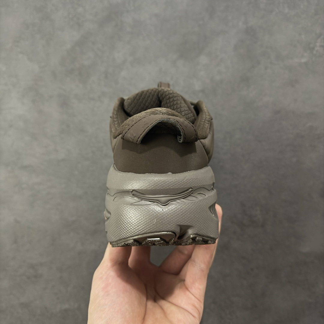 图片[4]-【公司级】HOKA BONDI B3LS MARNI 复古舒适防滑耐磨 低帮 山地户外跑步鞋 特别研发使用性能独特的几何形跑鞋中底 此种鞋底更厚 更高 回弹性也更好 除了卓越的缓冲性能 各种阶段的跑者带来更具动感 更加稳定的跑步体验 货号：1170631 尺码：36 36.5 37.5 38 38.5 39 40 40.5 41 42 42.5 43 44 45 编码：AMB270280-选品中心