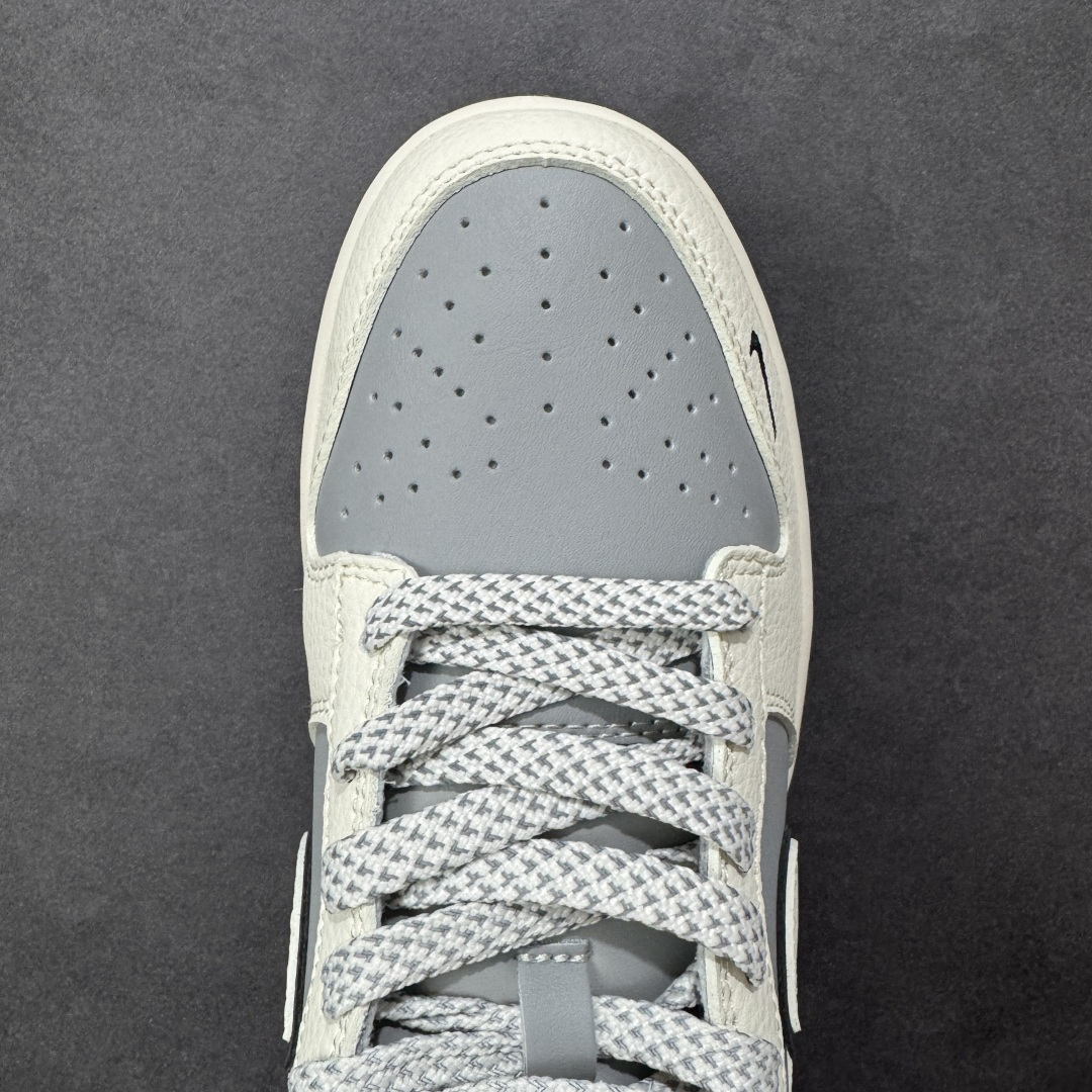 图片[8]-【定制版】The North Face x Nk SB Dunk Low 定制配色 北面联名 复古低帮休闲百搭板鞋 公司级版本 定制鞋盒 大厂流水生产 超高清洁度 皮料切割干净无任何毛边 橡胶大底 防滑耐磨 舒适上脚 货号：JP1628-024  尺码：36 36.5 37.5 38 38.5 39 40 40.5 41 42 42.5 43 44 44.5 45 编码：HXSB330340-选品中心