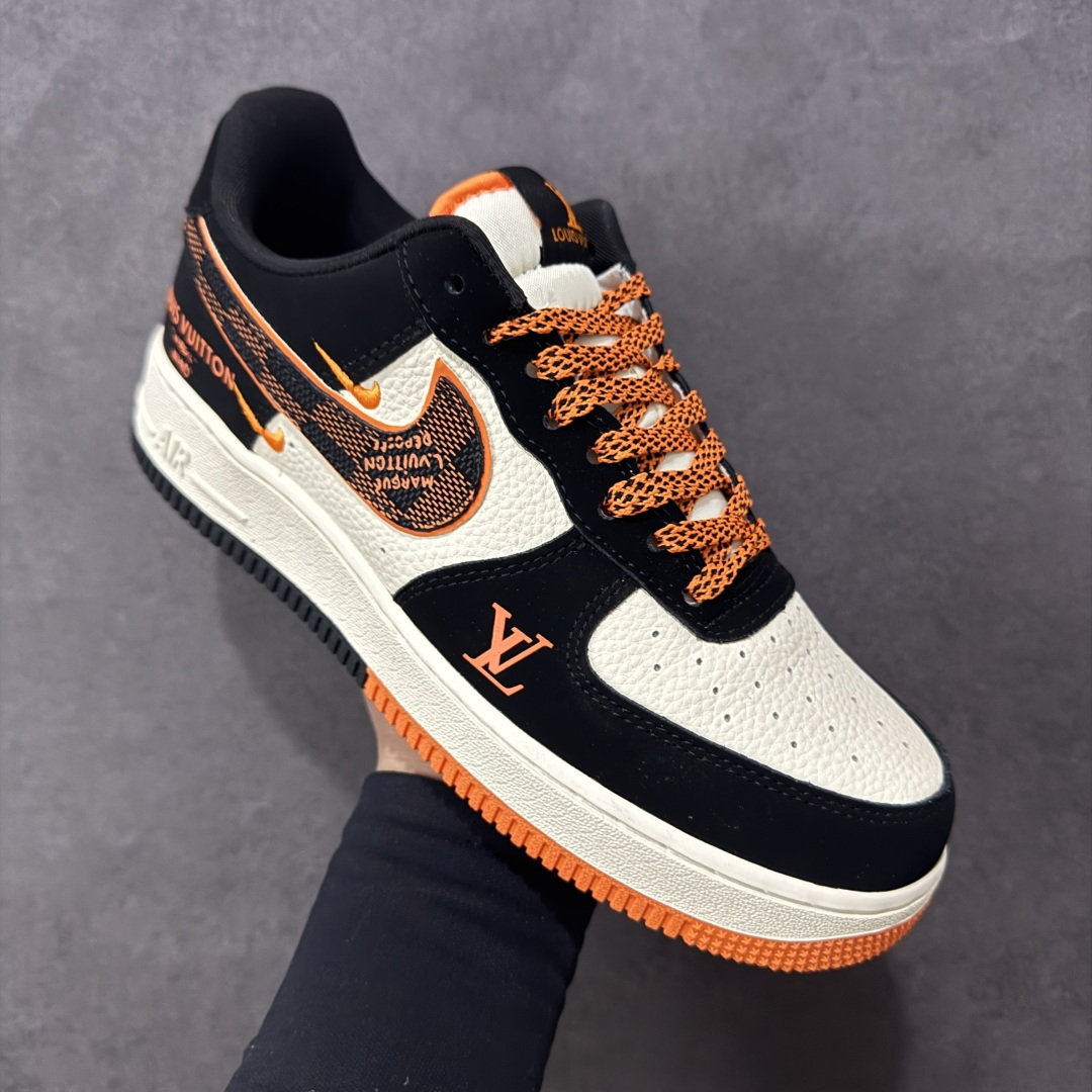 图片[3]-【定制版】Louis Vuitton x Nk Air Force 1’07 定制配色 Lv联名 空军一号经典低帮休闲百搭板鞋 公司级版本 大厂流水作业生产 超高清洁度 皮料切割干净无任何毛边 内置蜂窝气垫 细节做工一流 橡胶鞋底 防滑耐磨 舒适上脚 货号：KJ1688-025  尺码：36 36.5 37.5 38 38.5 39 40 40.5 41 42 42.5 43 44 44.5 45 编码：HXSB310320-选品中心