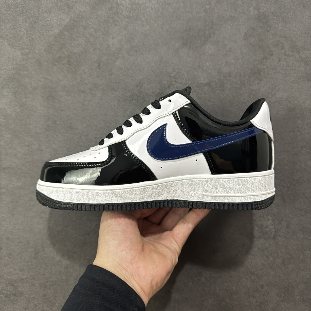 图片[2]-【定制版】海外限量发售！公司级NIke Air Force 1 \’07 Low “LV联名漆皮”空军一号 低帮 运动鞋 休闲鞋 折边针车 工艺难度大 原楦头原纸板 原装鞋盒 定制五金配件 内置全掌气垫 原厂鞋底 货号：DF0188-101 尺码：36 36.5 37.5 38 38.5 39 40 40.5 41 42 42.5 43 44 44.5 45-选品中心