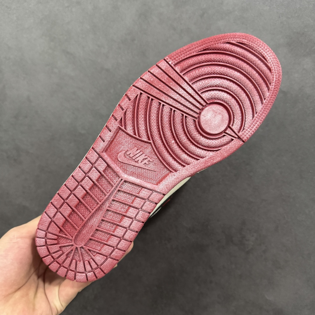 图片[9]-【头层BC版】Nike Air Jordan aj1 Retro High OG 复古芝加哥 百搭休闲文化运动篮球鞋 口碑AJ大厂出品 全系列原楦原纸板开发 原厂头层皮料加持 原厂定型后跟完美效果 裁片超高清洁度 针车 细节到位 性价比十足💪🏻 货号：DZ5485-612 尺码：40-47.5（半）-选品中心