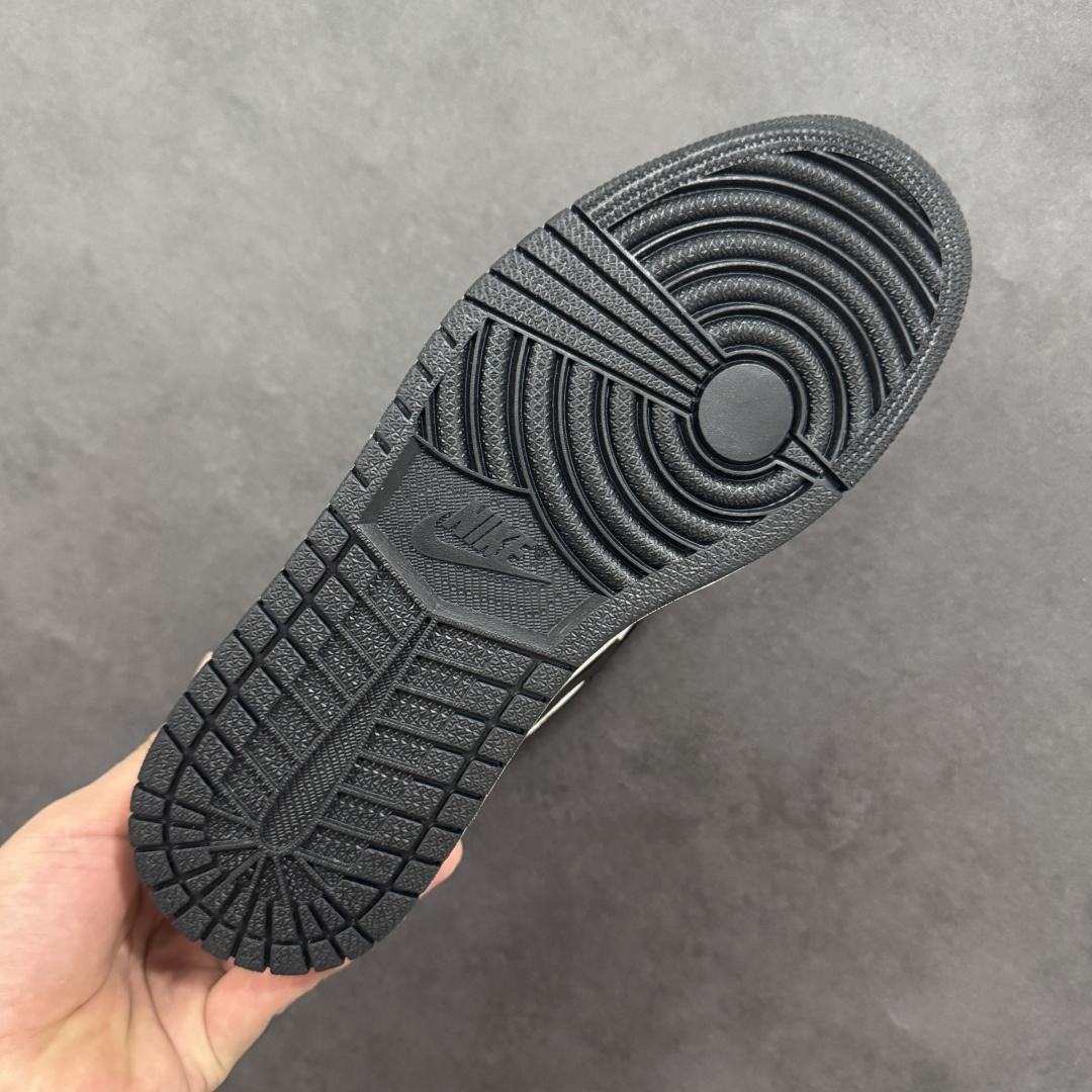 图片[9]-【头层BC版】Nike Air Jordan aj1 Retro High OG 小摩卡 百搭休闲文化运动篮球鞋 口碑AJ大厂出品 全系列原楦原纸板开发 原厂头层皮料加持 原厂定型后跟完美效果 裁片超高清洁度 针车 细节到位 性价比十足💪🏻 货号：555088-105 尺码：40-47.5（半）-选品中心