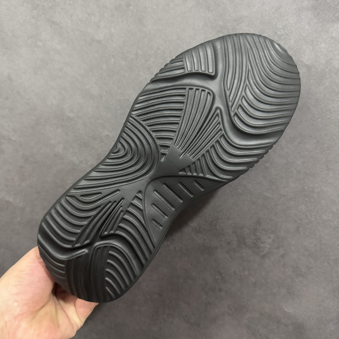 图片[9]-【广东纯原版】ECCO爱步跑步鞋百搭舒适 秋冬新款厚底休闲运动鞋男鞋 灵动系列 黄景瑜同款 品质牛皮鞋面，轻盈柔韧 具有良好的透气性 细腻柔软 简约系带设计 可自由调节松紧 贴合脚型 PU泡沫橡胶大底 抓地力强 具有良好的防滑耐磨性 时尚简约 休闲百搭 尺码：38 39 40 41 42 43 44 （皮鞋码）-选品中心