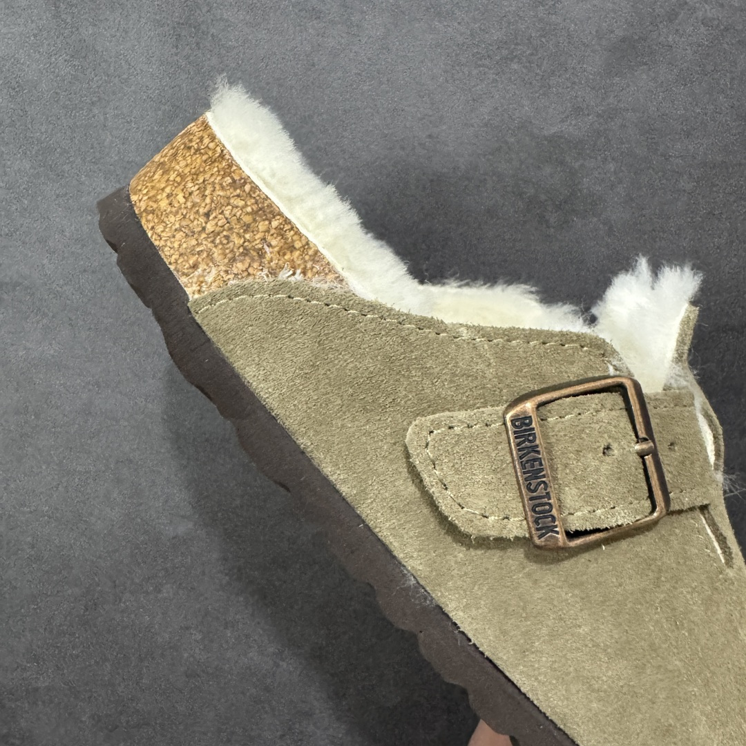 图片[6]-【纯原Y版真羊毛】Birkenstock 博肯软木软底半拖 羊毛一体拖鞋 区别市场版本 市场最高品质 注意真羊毛 区别市场便宜毛拖 假羊毛‼️ BK博肯鞋，家喻户晓，每个时尚博主都爱的单品！非常好搭配，一年可以穿三季的鞋子。虽然经典，但是我们从未忽视它的舒适度。我们精心挑选软硬度适中的木屑脚床，不易开裂不易变型；完美的切合人体工学的底弧，脚床上还特意优化➕一层乳胶，让我们每一脚都像踩在枕头般的感觉！时尚girl 必备单品！ 鞋面：进口高丝光牛反毛皮 内里：羊毛里（真毛） 底：木屑脚床➕防滑EVA底片 尺码：35-40-选品中心