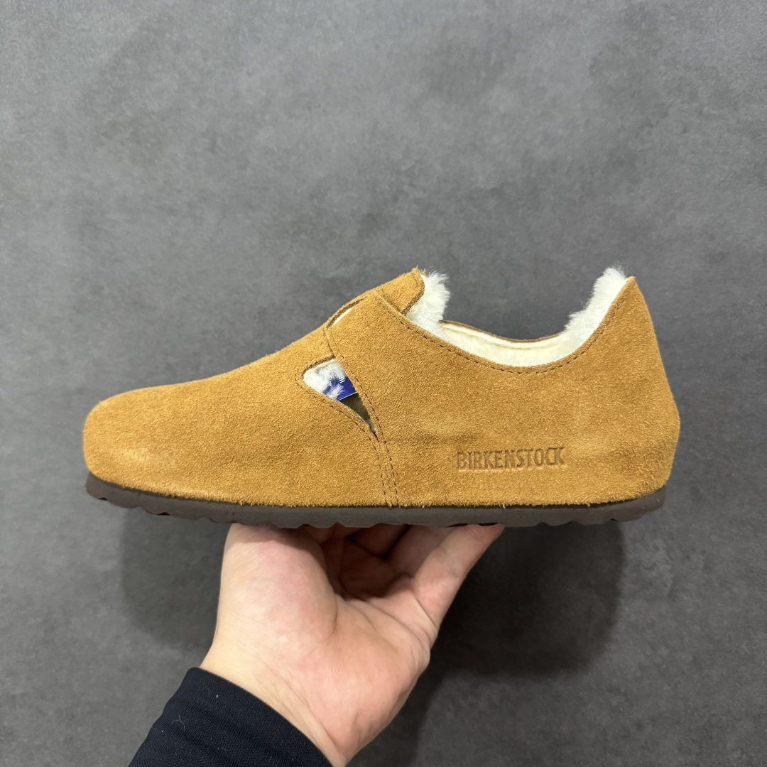 图片[2]-【纯原Y版真羊毛】Birkenstock 博肯软木软底半拖 羊毛一体全包懒人鞋 区别市场版本 市场最高品质 注意真羊毛 区别市场便宜毛拖 假羊毛‼️ BK博肯鞋，家喻户晓，每个时尚博主都爱的单品！非常好搭配，一年可以穿三季的鞋子。虽然经典，但是我们从未忽视它的舒适度。我们精心挑选软硬度适中的木屑脚床，不易开裂不易变型；完美的切合人体工学的底弧，脚床上还特意优化➕一层乳胶，让我们每一脚都像踩在枕头般的感觉！时尚girl 必备单品！ 鞋面：进口高丝光牛反毛皮 内里：羊毛里（真毛） 底：木屑脚床➕防滑EVA底片 尺码：35-40-选品中心