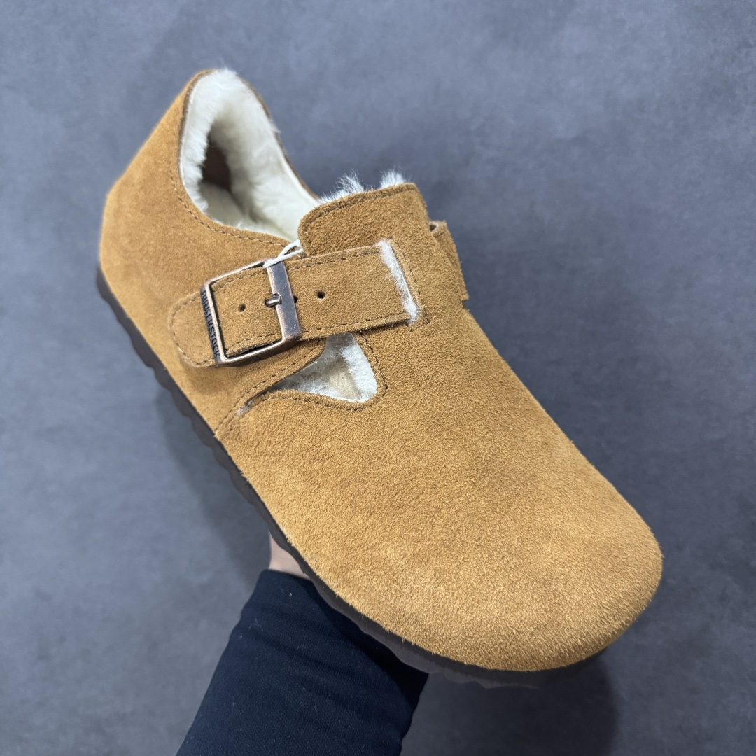 图片[3]-【纯原Y版真羊毛】Birkenstock 博肯软木软底半拖 羊毛一体全包懒人鞋 区别市场版本 市场最高品质 注意真羊毛 区别市场便宜毛拖 假羊毛‼️ BK博肯鞋，家喻户晓，每个时尚博主都爱的单品！非常好搭配，一年可以穿三季的鞋子。虽然经典，但是我们从未忽视它的舒适度。我们精心挑选软硬度适中的木屑脚床，不易开裂不易变型；完美的切合人体工学的底弧，脚床上还特意优化➕一层乳胶，让我们每一脚都像踩在枕头般的感觉！时尚girl 必备单品！ 鞋面：进口高丝光牛反毛皮 内里：羊毛里（真毛） 底：木屑脚床➕防滑EVA底片 尺码：35-40-选品中心