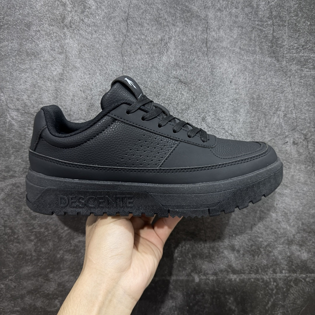 【公司级】迪桑特DESCENTE DUALIS DE BOARD 运动舒适 低帮休闲鞋 灵感源于经典鞋形 以简洁线条勾勒百搭造型 选用皮革鞋面赋予质感 缓震中底提升穿着舒适度 兼顾日常运动与休闲场景 让实用与仪式感巧妙融合 尺码:36 36.5 37.5 38 38.5 39 40 40.5 41 42 42.5 43 44 45-选品中心