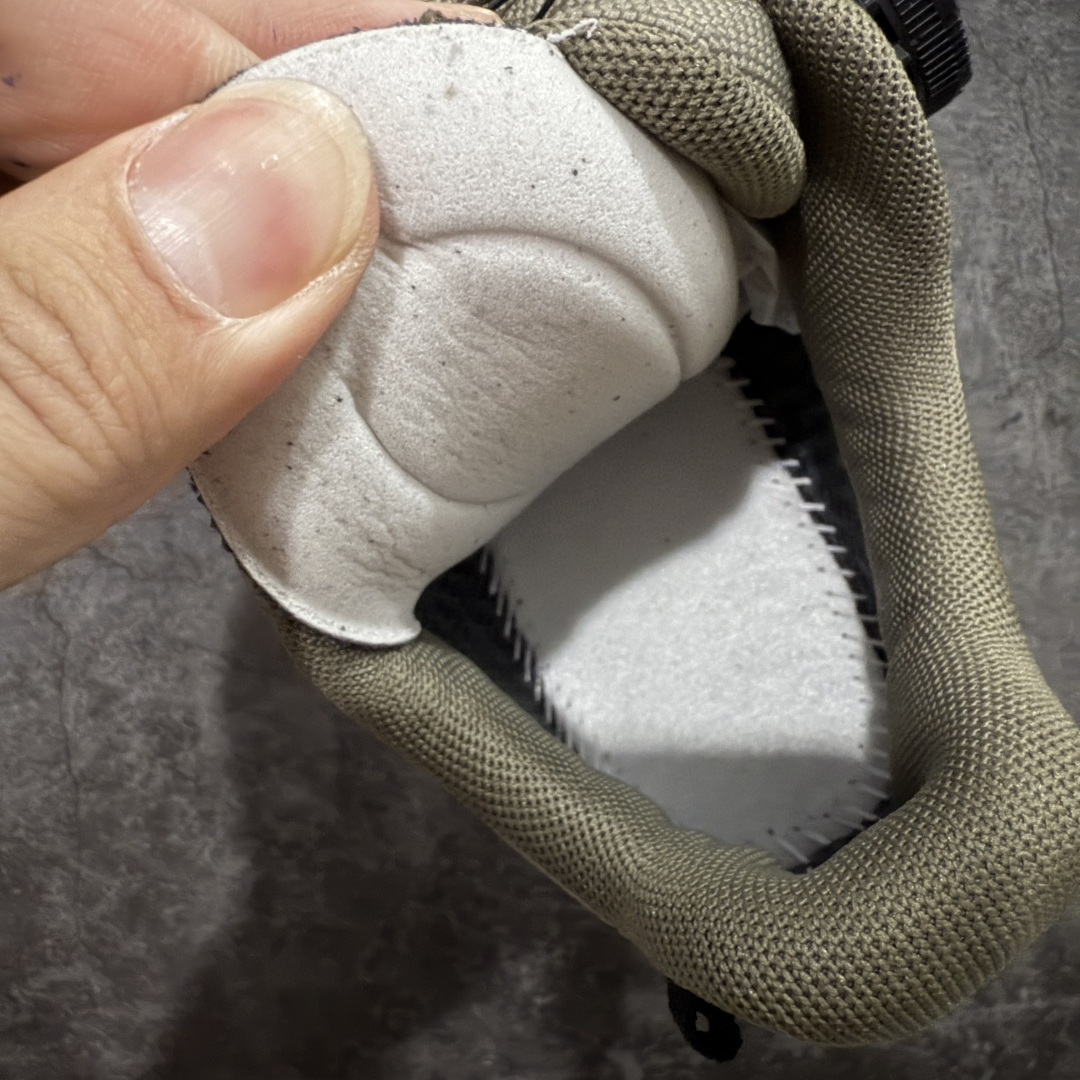 图片[7]-【Top纯原】凯乐石KAILAS 界山GTX BOA 户外运动 防滑耐磨防水 低帮 登山徒步鞋 男女款 正确大底区别市场公版错误字体底 正确细节 gtx防水鞋面 价格合理不杀猪！ KAILAS凯乐石品牌是全球三大全系攀登品牌之一，于2003年创立于中国广州，致力于为有攀登梦想的户外运动员及爱好者，研发制造功能性专业装备，满足他们在极限环境下安全舒适的需求，凯乐石专注于科技面料的开发及专业功能设计，产品线覆盖登山、攀岩、徒步、越野跑山、露营、旅行等多项户外运动，通过运动员的测试反馈，不断进化迭代，产品荣获国内外大奖71座，发明专利21个，更突破性的自主研发攀登器械，打造出中国的攀登硬实力 尺码：36-45含半码-选品中心