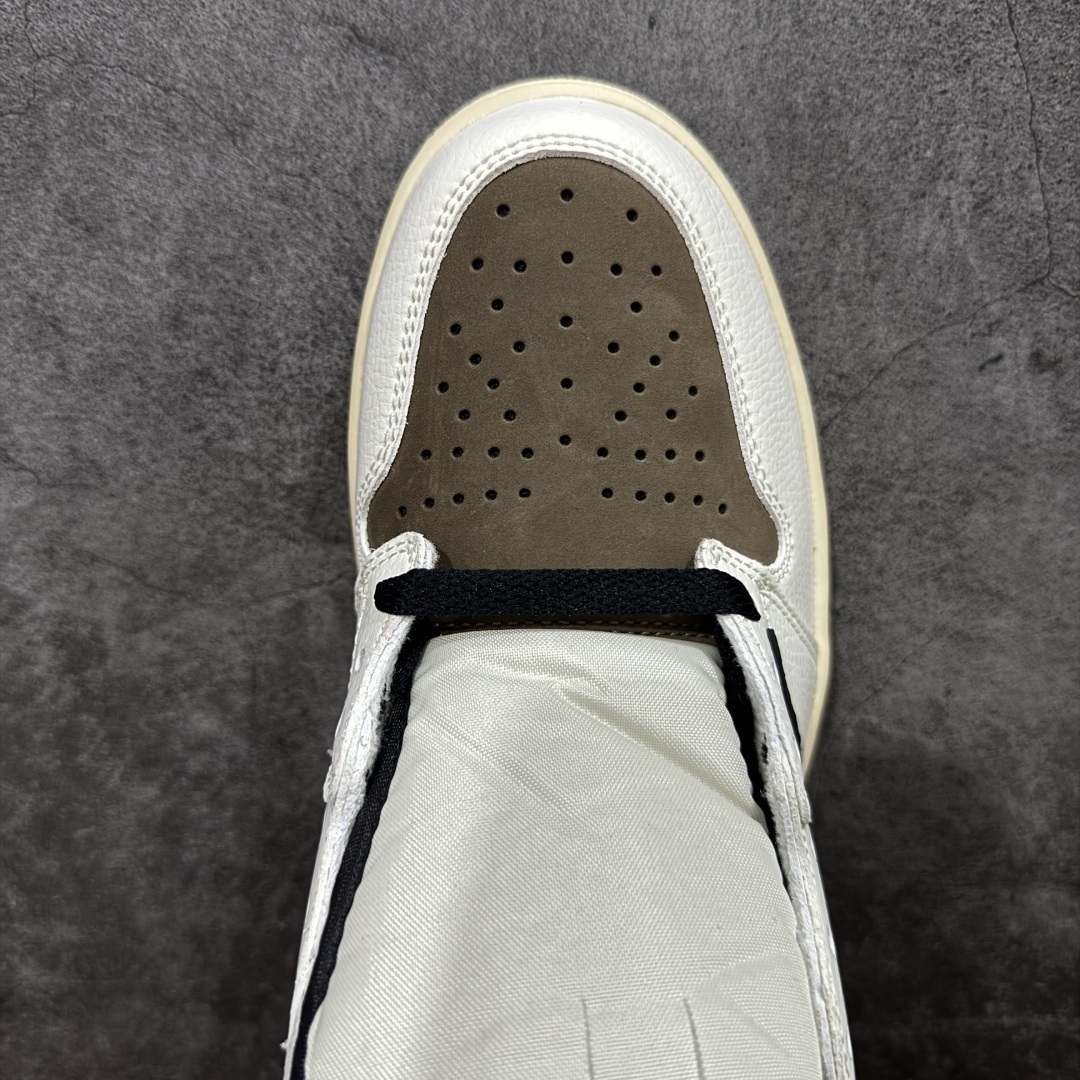 图片[5]-【清远TS版】Air Jordan aj1 Retro High OG x Travis Scott TS倒钩 AJ1高帮倒钩 百搭休闲文化运动篮球鞋CD4487-001 口碑AJ大厂出品 全系列原楦原纸板开发 原厂头层皮料加持 原厂定型后跟完美效果 裁片超高清洁度 针车 细节到位 性价比十足💪🏻 尺码：36-48.5（半）-选品中心