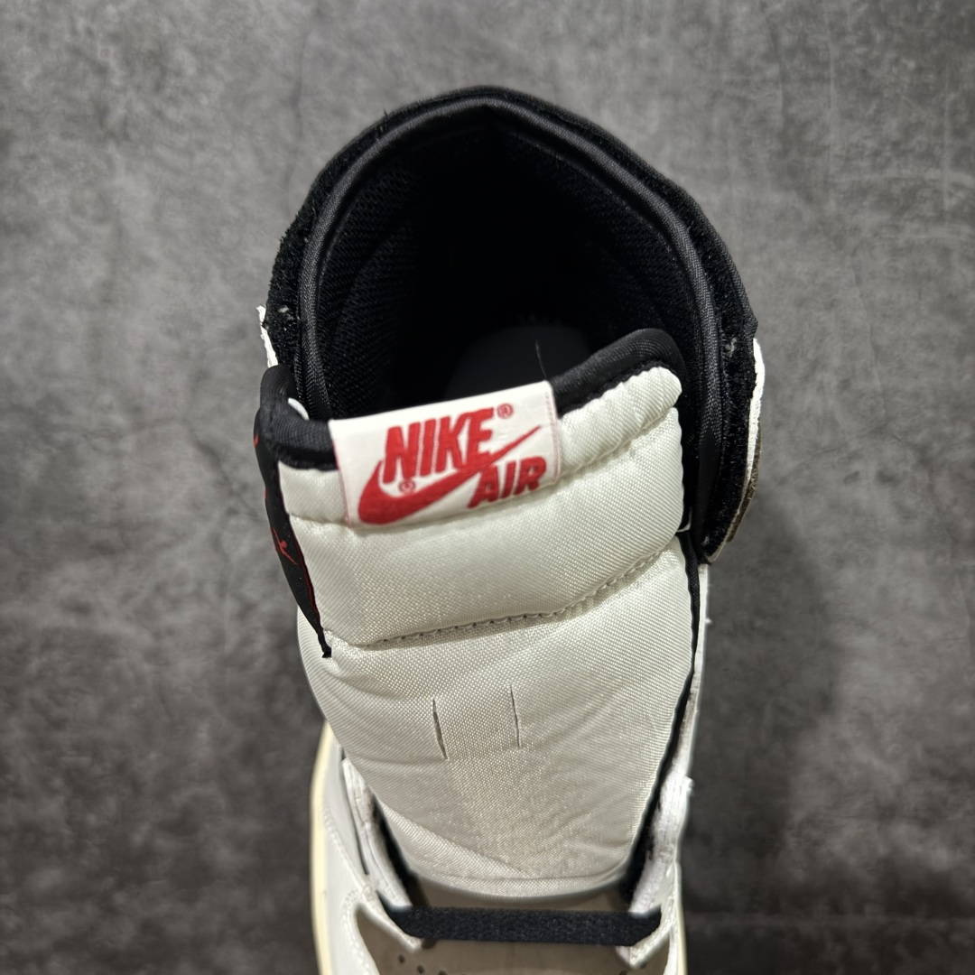 图片[8]-【清远TS版】Air Jordan aj1 Retro High OG x Travis Scott TS倒钩 AJ1高帮倒钩 百搭休闲文化运动篮球鞋CD4487-001 口碑AJ大厂出品 全系列原楦原纸板开发 原厂头层皮料加持 原厂定型后跟完美效果 裁片超高清洁度 针车 细节到位 性价比十足💪🏻 尺码：36-48.5（半）-选品中心