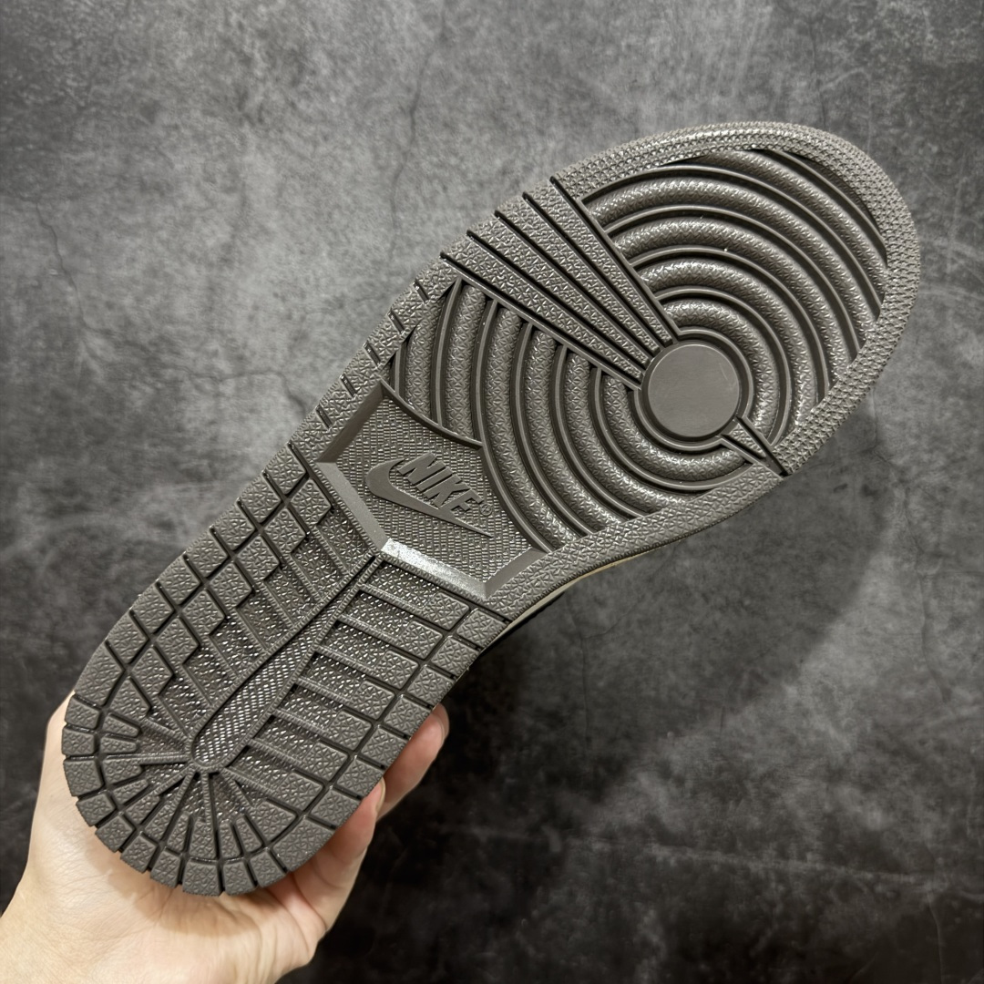 图片[9]-【清远TS版】Air Jordan aj1 Retro High OG x Travis Scott TS倒钩 AJ1高帮倒钩 百搭休闲文化运动篮球鞋CD4487-001 口碑AJ大厂出品 全系列原楦原纸板开发 原厂头层皮料加持 原厂定型后跟完美效果 裁片超高清洁度 针车 细节到位 性价比十足💪🏻 尺码：36-48.5（半）-选品中心