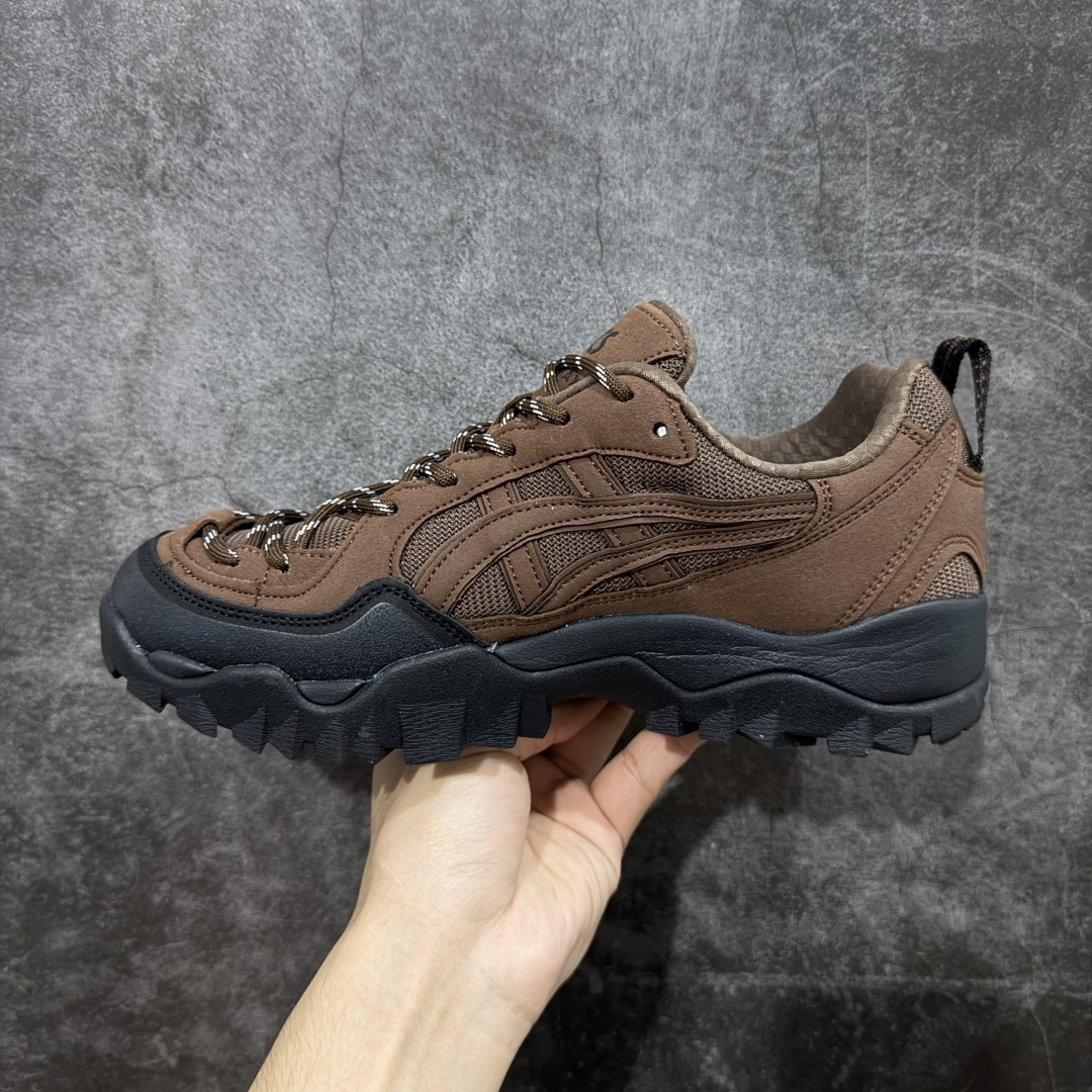 图片[2]-【纯原版】Asics Gel-PICKAX 亚瑟士运动休闲透气专业跑鞋 鞋面采用反绒皮与网布拼接 透气舒适兼具休闲时尚 结合简明的配色 展现品牌的传承 及引领复古流行的主题 虎爪造型的LOGO 鞋身稳定包裹系统 支撑鞋身 经典宽大鞋型配备防偏移设计 提升包裹性 穿着舒适 鞋面透气孔设计 提供透气性 尺码：36 37 37.5 38 39 39.5 40 40.5 41.5 42 42.5 43.5 44 45-选品中心