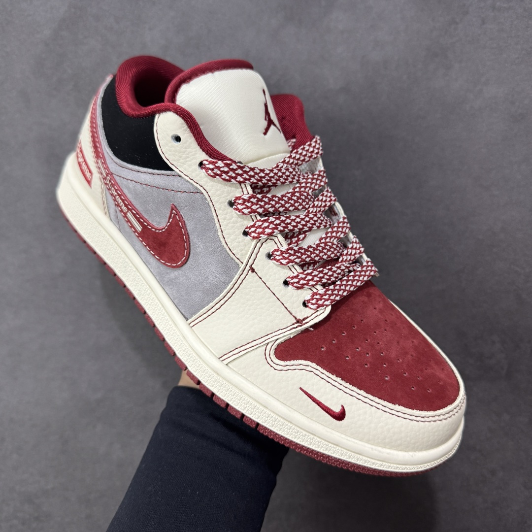 图片[3]-【定制版】Air Jordan 1 Low AJ1 乔1 “Superme联名—灰红猪八”高端定制 低帮复古篮球鞋 #定制鞋盒 大厂纯原品质出货 超高清洁度 皮料切割干净无任何毛边 细节完美 货号：LD8888-007 尺码：36 36.5 37.5 38 38.5 39 40 40.5 41 42 42.5 43 44 44.5 45-选品中心