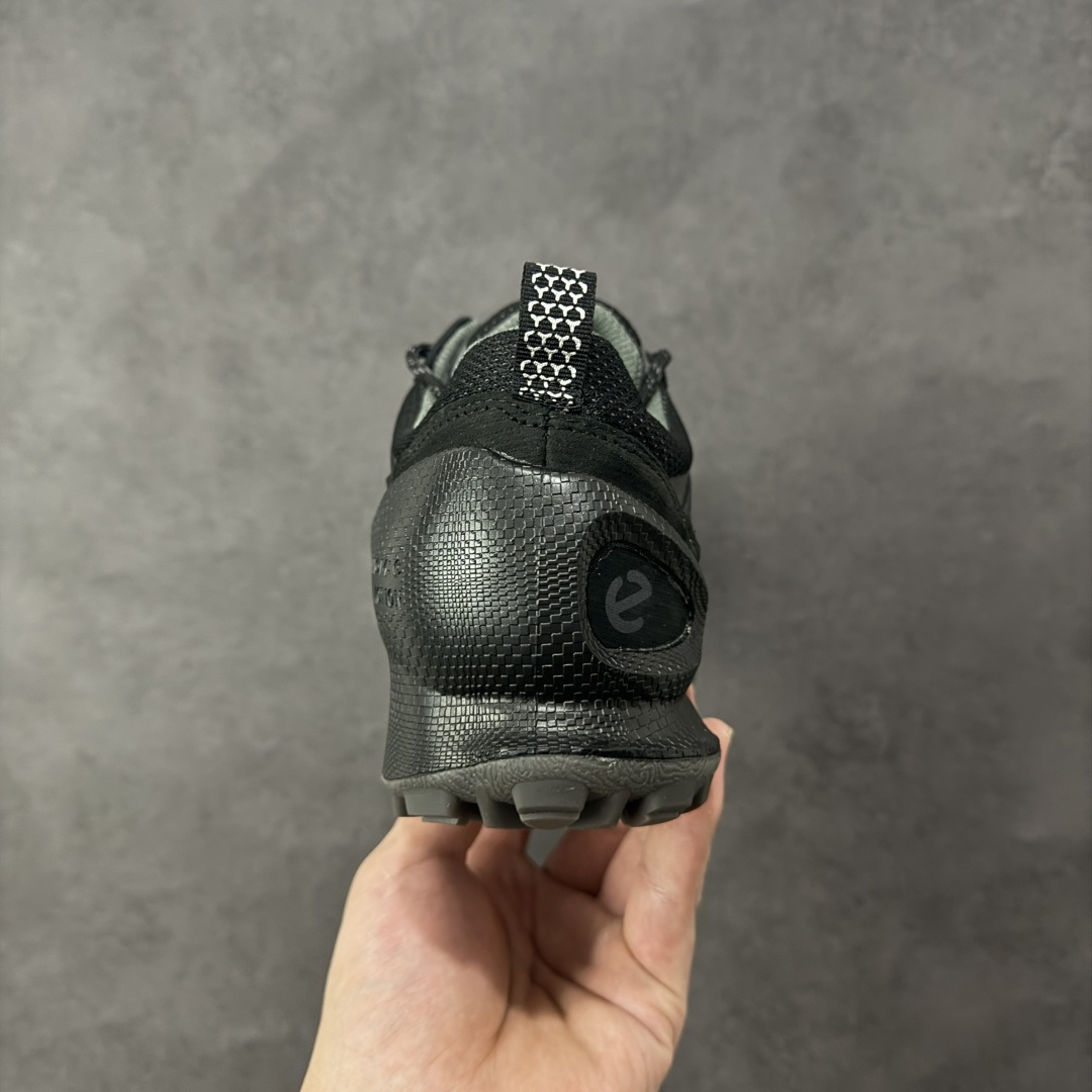 图片[4]-【头层升级版】ECCO爱步男鞋德训鞋秋 ecco爱步 Biom 2.2 牛皮 户外运动 健步 轻盈舒适 减震耐磨 低帮 登山鞋/徒步鞋 男款 柔酷零点系列 重塑德训经典轮廓，简约而不失格调 轻松切换不同生活场景的搭配需求 不易挤脚复古经典百搭 全皮革内里系统，从内衬到鞋垫，全皮革覆盖的贴心设计，如第二层肌肤般温柔承托双脚 三重舒适 轻盈大底搭载爱步独有科技 简约系带设计 可自由调节松紧 一体成型贴合脚部，轻弹缓震运动时自带缓冲buff 引领街头风向 尺码：39 40 41 42 43 44 编码：XYB330340-选品中心