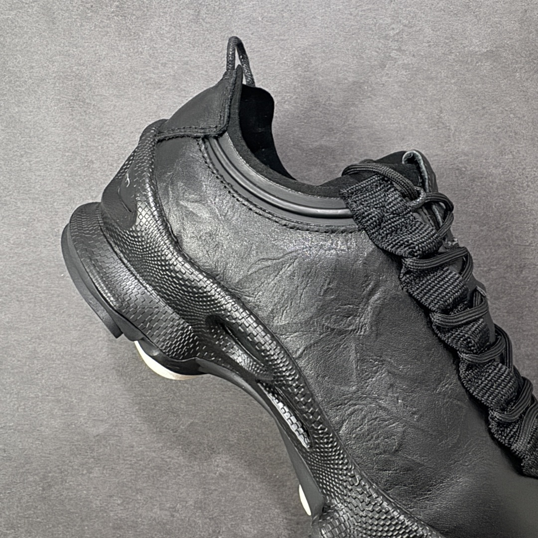 图片[6]-【头层升级版】ECCO爱步男鞋德训鞋秋 ecco爱步 Biom 2.2 牛皮 户外运动 健步 轻盈舒适 减震耐磨 低帮 登山鞋/徒步鞋 男款 柔酷零点系列 重塑德训经典轮廓，简约而不失格调 轻松切换不同生活场景的搭配需求 不易挤脚复古经典百搭 全皮革内里系统，从内衬到鞋垫，全皮革覆盖的贴心设计，如第二层肌肤般温柔承托双脚 三重舒适 轻盈大底搭载爱步独有科技 简约系带设计 可自由调节松紧 一体成型贴合脚部，轻弹缓震运动时自带缓冲buff 引领街头风向 尺码：39 40 41 42 43 44 编码：XYB330340-选品中心