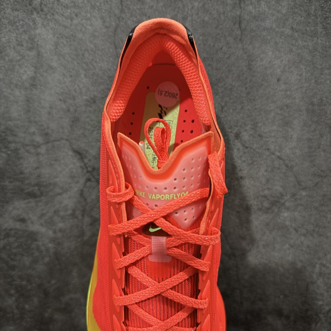 图片[8]-【XE纯原版】Nike ZoomX Vaporfly NEXT%4 减震马拉松跑步鞋 HF6414-600 全掌真碳板 原楦原纸版数据开发  目前市场最强品质 原版购入开发 原版定制网纱鞋面 分体式组合大底 中间层夹心全掌抗扭碳板 下层一次ReactX泡棉 区别市场一体底 超高质检清洁度 一切材质配件均与原版一致 原楦原纸板开发 匹配原版98%以上 完美弧度版型 原厂鞋标 立体反光鞋盒标 高端玩家必推版本 高价零售必推版本 欢迎对比市面任意版本‼️ 这双鞋简直是时尚与科技的完美融合，质感爆棚，搭配超亮眼的银色大勾子，瞬间成为街头焦点。不仅颜值在线，缓震性能更是一绝 不管是日常出街还是慢跑锻炼，都能给双脚极致舒适体验。  码数超全，36- 46 码任你选！别犹豫啦，穿上它，轻松走出潮流范，开启你的时尚运动新旅程 码段：36-46-选品中心
