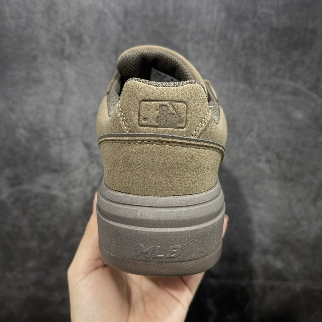 图片[4]-【公司级】韩国洋基队NY大标潮流老爹鞋 MLB小白鞋市面上唯一顶级纯原版本 原材料打造 原楦原档案数据开发版型 完美鞋头弧度/后套收口效果🆚市面文案版本‼️ 原厂立体填充鞋舌海绵 中底注胶孔原数据开发模具大底 原厂转印标 保证不掉字 内增高6cm 原厂1：1模具开发 原厂进口纳米材质 原厂 全套手提袋 原盒雷射防伪标包装 天猫订单品质 官网尺码 35-45-选品中心