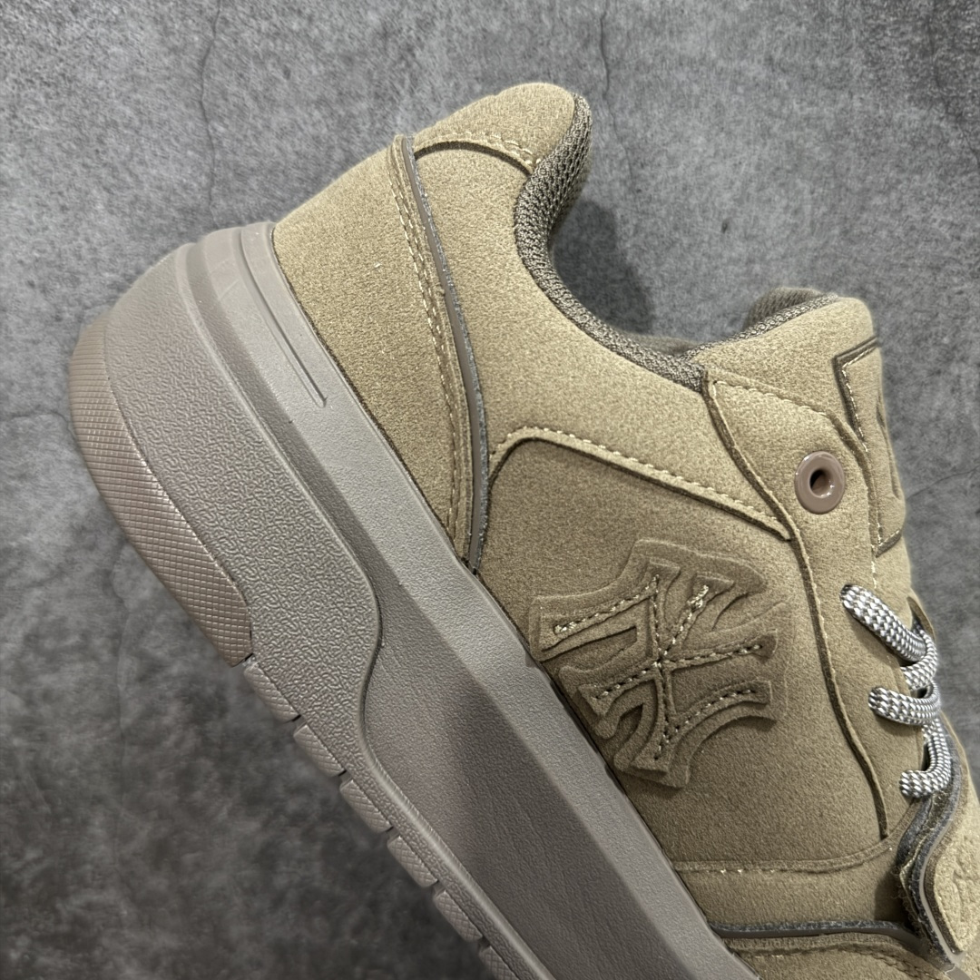 图片[7]-【公司级】韩国洋基队NY大标潮流老爹鞋 MLB小白鞋市面上唯一顶级纯原版本 原材料打造 原楦原档案数据开发版型 完美鞋头弧度/后套收口效果🆚市面文案版本‼️ 原厂立体填充鞋舌海绵 中底注胶孔原数据开发模具大底 原厂转印标 保证不掉字 内增高6cm 原厂1：1模具开发 原厂进口纳米材质 原厂 全套手提袋 原盒雷射防伪标包装 天猫订单品质 官网尺码 35-45-选品中心