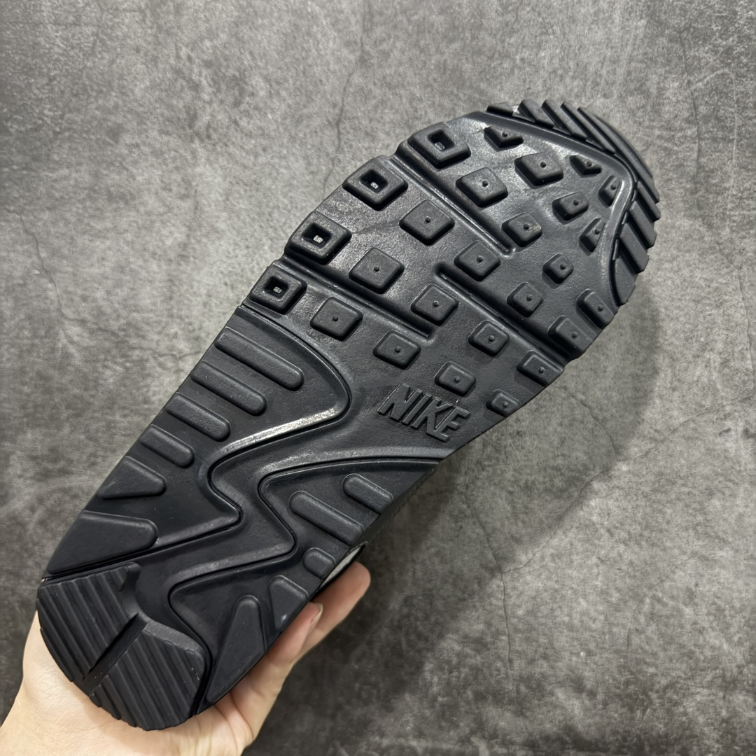 图片[9]-【顶级芯片版】Nike Air Max 90 舒适 复古 合成革减震防滑透气 低帮 休闲跑步鞋 黑灰白 HQ3817-001 鞋舌标可扫码 海外欧州过验版 原纸版原楦头 顶级90款问市 开发数月 原版开发 多道QC质检 鞋型完美复刻 原厂级别工艺 正确色卡 正确气垫蓝光 正确大底 独家私模 采用进口头层牛皮拼接 定位高端市场 行业标杆工艺 尺码：39 40 40.5 41 42 42.5 43 44 44.5 45 46-选品中心