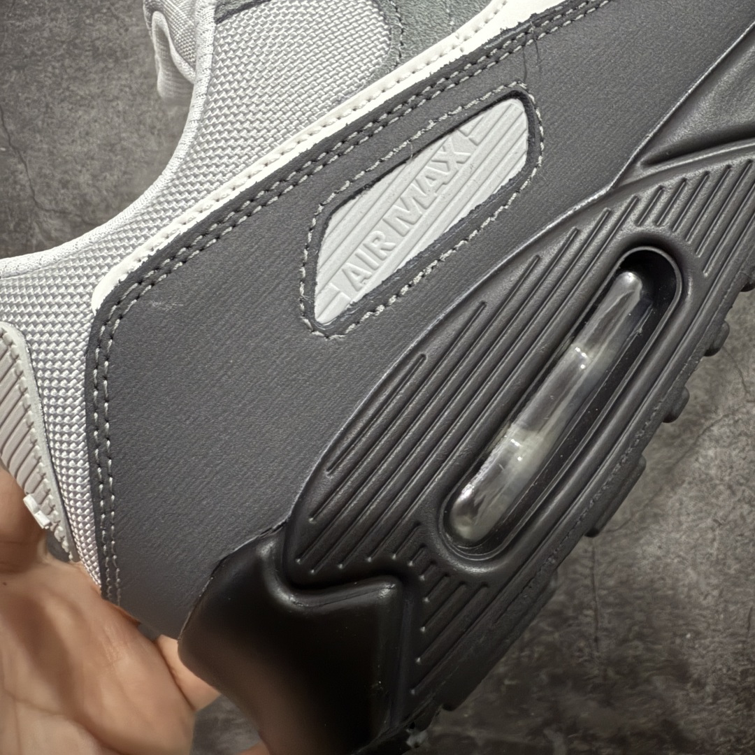 图片[3]-【顶级芯片版】Nike Air Max 90 舒适 复古 合成革减震防滑透气 低帮 休闲跑步鞋 黑灰白 HQ3817-001 鞋舌标可扫码 海外欧州过验版 原纸版原楦头 顶级90款问市 开发数月 原版开发 多道QC质检 鞋型完美复刻 原厂级别工艺 正确色卡 正确气垫蓝光 正确大底 独家私模 采用进口头层牛皮拼接 定位高端市场 行业标杆工艺 尺码：39 40 40.5 41 42 42.5 43 44 44.5 45 46-选品中心