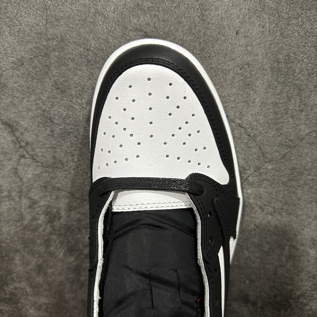 图片[5]-【原厂版】Air Jordan 1 x Travis Scott AJ1 x TS联名黑白倒钩低帮 DZ4137-700 超级强悍品质 可对比市场各大纯原版本 专业aj大厂出品 对细节的把控毋庸置疑 材料也是用最接近原鞋的头层皮料 所有地方都没有做到减配 原厂鞋楦打造完美鞋型 整体鞋型以及后跟做的弧度做的非常好 鞋带为原厂打蜡鞋带 粗细程度同步原鞋 裁片清洁度到位 无明显瑕疵毛边 免修产品 正确针车 该重针 该有尖角的地方都有做到 鞋价格非常香 转手可闭眼卖高价 到手各位就知道货有多好 绝对秒杀一切同价格货品 尺码：36-47.5-选品中心