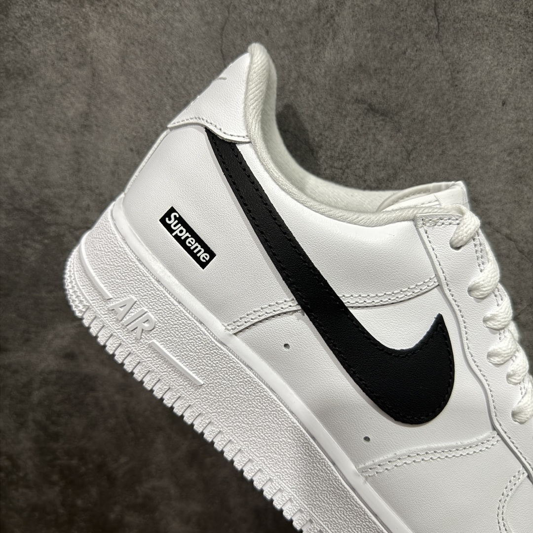 图片[7]-【GX2.0纯原】Supreme x NK Air Force 1 Low \’07 空军一号低帮经典板鞋联名 白黑 CU9225-102 顶级空军 皮料质感可媲美原版 细节吊打市场其他代号版本 全鞋电脑针车 工整有序 原厂港宝加持完美还原灵魂版型 原盒原配从里到外百分百还原 原厂全头层原厂皮料 原标原盒 内置Sole气垫 中底白色背胶 中底划线 已经无限的接近公司 原厂楦头 原厂刺绣 后跟弧度修正 正确中底四线防伪 尺码：36 36.5 37.5 38 38.5 39 40 40.5 41 42 42.5 43 44 44.5 45 46-选品中心