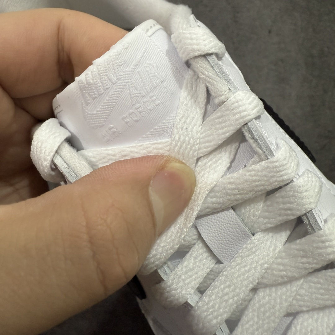 图片[6]-【GX2.0纯原】Supreme x NK Air Force 1 Low \’07 空军一号低帮经典板鞋联名 白黑 CU9225-102 顶级空军 皮料质感可媲美原版 细节吊打市场其他代号版本 全鞋电脑针车 工整有序 原厂港宝加持完美还原灵魂版型 原盒原配从里到外百分百还原 原厂全头层原厂皮料 原标原盒 内置Sole气垫 中底白色背胶 中底划线 已经无限的接近公司 原厂楦头 原厂刺绣 后跟弧度修正 正确中底四线防伪 尺码：36 36.5 37.5 38 38.5 39 40 40.5 41 42 42.5 43 44 44.5 45 46-选品中心