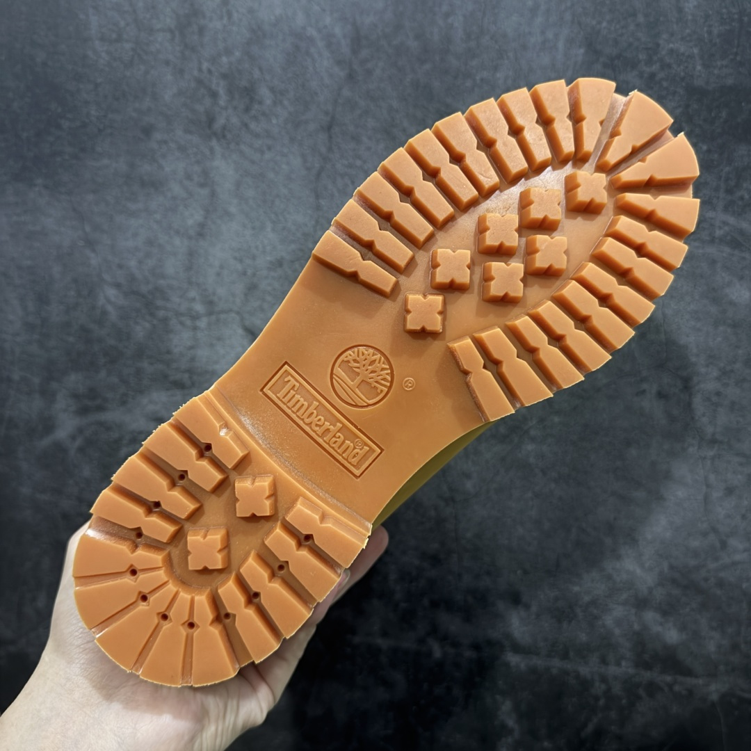 图片[9]-【加绒版】添柏岚 Timberland 踢不烂/经典款黄色高帮 加绒加毛款 渠道代工厂生产 用料扎实 原单正品工艺解析 进口防水磨砂牛皮 紫光Logo防伪标识 精准电脑车线 四线并齐工艺 橡胶防滑大底耐造耐磨 全真牛皮领口/内里/鞋垫 配备抗疲劳减震蜂窝鞋垫 舒适性极高 平常生活实用性极高 经典简单易搭配 刮风下雨打雷防电防水抗寒保温必备 全套装柜包装配件 尺码： 35 36 37 37.5 38 38.5 39 39.5 40 41 41.5 42 43 43.5 44 44.5 45 正品官网一致尺码-选品中心