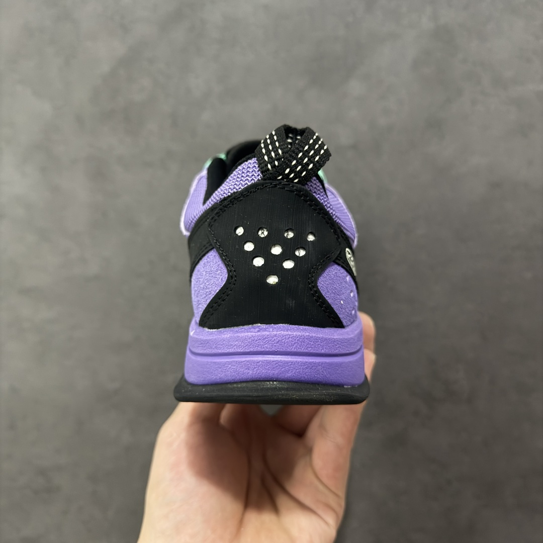 图片[4]-【公司级】科恩Keen Jasper Suede Sneakers 贾斯珀系列复古低帮户外风露营徒步登山运动训练鞋“绒面芥末黄黑”1022268 男女鞋采用环保绒面革鞋面材质#内嵌高密度EVA发泡缓震脚垫#外置一体式包裹防滑防剐蹭耐磨橡胶大底 向经典的90年代致敬！山系神级鞋履,美国人气户外品牌 说到 KEEN 这个户外品牌，除了之前介绍过的经典凉鞋 KEEN NEWPORT 之外，另一双具有10年历史的 JASPER 也是非常值得大家关注的经典户外鞋 ，号称山系神级鞋履的JASPER，一直都是热门的长青款户外鞋，不管是登山还是日常穿搭都非常适合，街头也早已穿搭到爆了，可以说是每位户外人必备一双的户外鞋！ 适逢 JASPER 10周年，KEEN 也推出6款新色，不对称双色设计，加上经典的90年代户外流行色系，这样的配置复古但不流俗。 尺码：36-45 编码：JJB260270-选品中心