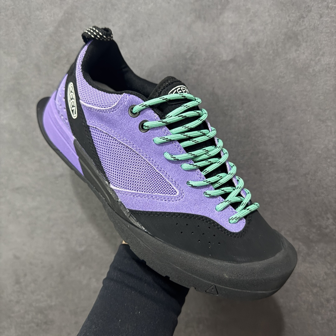 图片[3]-【公司级】科恩Keen Jasper Suede Sneakers 贾斯珀系列复古低帮户外风露营徒步登山运动训练鞋“绒面芥末黄黑”1022268 男女鞋采用环保绒面革鞋面材质#内嵌高密度EVA发泡缓震脚垫#外置一体式包裹防滑防剐蹭耐磨橡胶大底 向经典的90年代致敬！山系神级鞋履,美国人气户外品牌 说到 KEEN 这个户外品牌，除了之前介绍过的经典凉鞋 KEEN NEWPORT 之外，另一双具有10年历史的 JASPER 也是非常值得大家关注的经典户外鞋 ，号称山系神级鞋履的JASPER，一直都是热门的长青款户外鞋，不管是登山还是日常穿搭都非常适合，街头也早已穿搭到爆了，可以说是每位户外人必备一双的户外鞋！ 适逢 JASPER 10周年，KEEN 也推出6款新色，不对称双色设计，加上经典的90年代户外流行色系，这样的配置复古但不流俗。 尺码：36-45 编码：JJB260270-选品中心