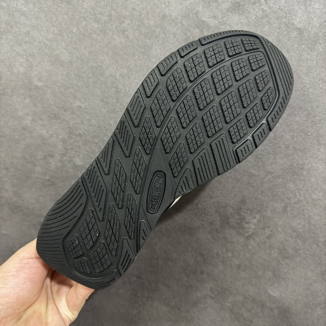 图片[9]-【公司级】科恩Keen Jasper Suede Sneakers 贾斯珀系列复古低帮户外风露营徒步登山运动训练鞋“绒面芥末黄黑”1022268 男女鞋采用环保绒面革鞋面材质#内嵌高密度EVA发泡缓震脚垫#外置一体式包裹防滑防剐蹭耐磨橡胶大底 向经典的90年代致敬！山系神级鞋履,美国人气户外品牌 说到 KEEN 这个户外品牌，除了之前介绍过的经典凉鞋 KEEN NEWPORT 之外，另一双具有10年历史的 JASPER 也是非常值得大家关注的经典户外鞋 ，号称山系神级鞋履的JASPER，一直都是热门的长青款户外鞋，不管是登山还是日常穿搭都非常适合，街头也早已穿搭到爆了，可以说是每位户外人必备一双的户外鞋！ 适逢 JASPER 10周年，KEEN 也推出6款新色，不对称双色设计，加上经典的90年代户外流行色系，这样的配置复古但不流俗。 尺码：36-45 编码：JJB260270-选品中心