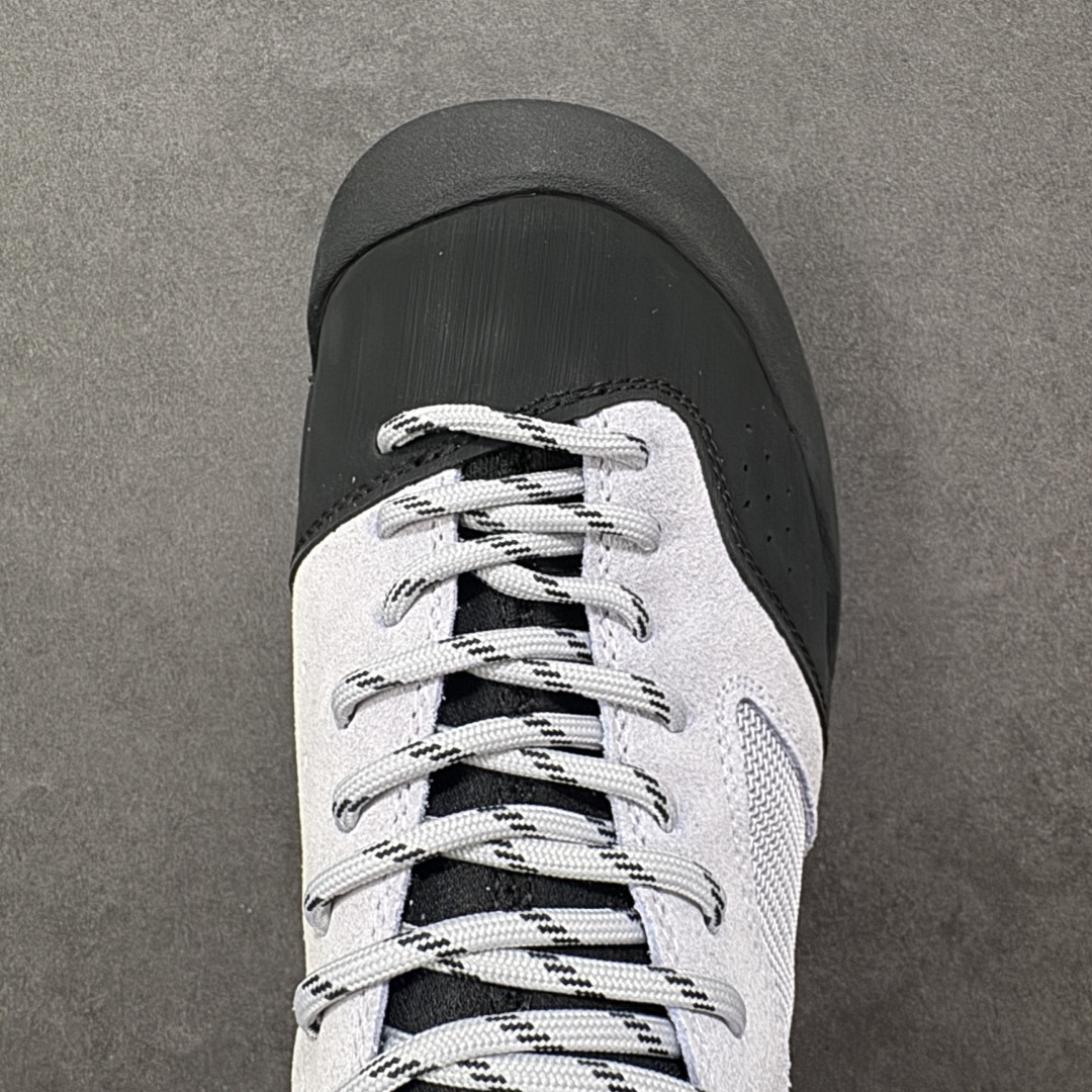 图片[8]-【公司级】科恩Keen Jasper Suede Sneakers 贾斯珀系列复古低帮户外风露营徒步登山运动训练鞋“绒面芥末黄黑”1022268 男女鞋采用环保绒面革鞋面材质#内嵌高密度EVA发泡缓震脚垫#外置一体式包裹防滑防剐蹭耐磨橡胶大底 向经典的90年代致敬！山系神级鞋履,美国人气户外品牌 说到 KEEN 这个户外品牌，除了之前介绍过的经典凉鞋 KEEN NEWPORT 之外，另一双具有10年历史的 JASPER 也是非常值得大家关注的经典户外鞋 ，号称山系神级鞋履的JASPER，一直都是热门的长青款户外鞋，不管是登山还是日常穿搭都非常适合，街头也早已穿搭到爆了，可以说是每位户外人必备一双的户外鞋！ 适逢 JASPER 10周年，KEEN 也推出6款新色，不对称双色设计，加上经典的90年代户外流行色系，这样的配置复古但不流俗。 尺码：36-45 编码：JJB260270-选品中心