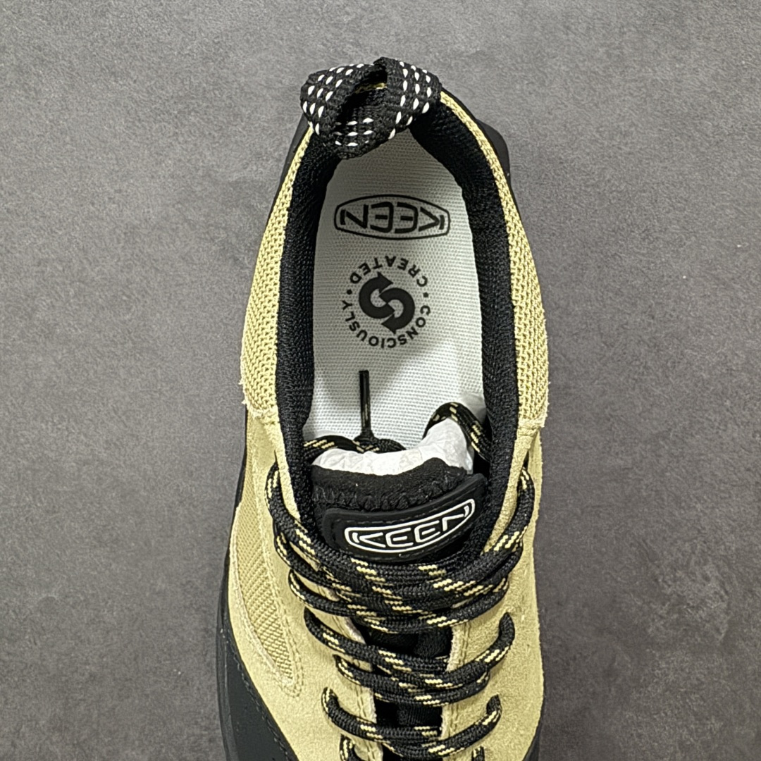 图片[8]-【公司级】科恩Keen Jasper Suede Sneakers 贾斯珀系列复古低帮户外风露营徒步登山运动训练鞋“绒面芥末黄黑”1022268 男女鞋采用环保绒面革鞋面材质#内嵌高密度EVA发泡缓震脚垫#外置一体式包裹防滑防剐蹭耐磨橡胶大底❗向经典的90年代致敬！山系神级鞋履,美国人气户外品牌 说到 KEEN 这个户外品牌，除了之前介绍过的经典凉鞋 KEEN NEWPORT 之外，另一双具有10年历史的 JASPER 也是非常值得大家关注的经典户外鞋 ，号称山系神级鞋履的JASPER，一直都是热门的长青款户外鞋，不管是登山还是日常穿搭都非常适合，街头也早已穿搭到爆了，可以说是每位户外人必备一双的户外鞋！ 适逢 JASPER 10周年，KEEN 也推出6款新色，不对称双色设计，加上经典的90年代户外流行色系，这样的配置复古但不流俗。 尺码：36-45 编码：JJB260270-选品中心