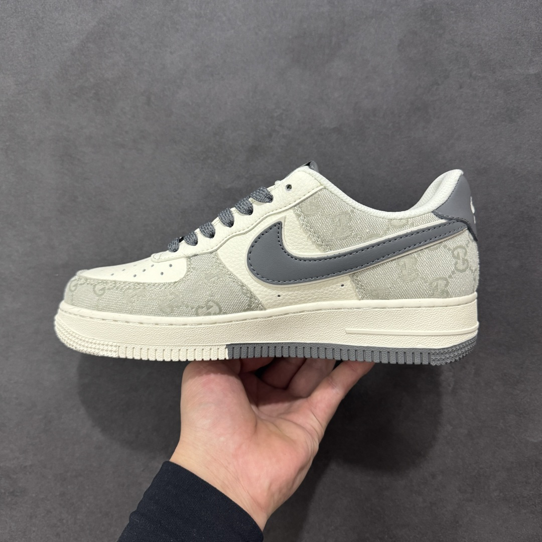 图片[2]-【定制版】Nike Air Force 1\’07 Low 古驰联名 花纹米灰红 空军一号低帮休闲板鞋  #原楦头原纸板 原装鞋盒 定制五金配件 内置全掌气垫 原厂鞋底 货号：MZ9588-808  尺码：36 36.5 37.5 38 38.5 39 40 40.5 41 42 42.5 43 44 44.5 45-选品中心