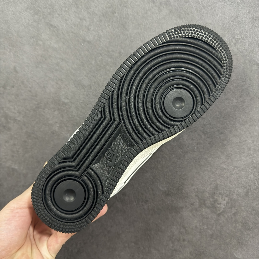 图片[9]-【定制版】Nike Air Force 1\’07 Low 米白黑 空军一号低帮休闲板鞋  #原楦头原纸板 原装鞋盒 定制五金配件 内置全掌气垫 原厂鞋底 货号：CS5288-036  尺码：36 36.5 37.5 38 38.5 39 40 40.5 41 42 42.5 43 44 44.5 45-选品中心