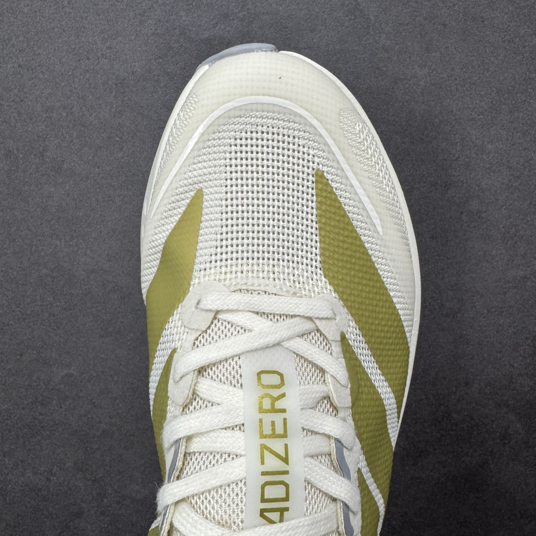 图片[8]-【真碳版本】Ad Adizero Boston 13 M阿迪马拉松系列超轻防滑训练跑步运动鞋 JS4947 市场目前独家使用真碳柱 组合底版本 区别市场涂漆假碳一体大底货 这双跑鞋在保留了前一代的核心科技的基础上，做了一些调整和优化，让跑鞋的脚感更加柔软、回弹和舒适。同时，它也回归了 BOSTON 系列原本的精神，提供了一双适合各种训练和速度的性能跑鞋。 尺码：36 36.5 37 38 38.5 39 40 40.5 41 42 42.5 43 44 44.5 45-选品中心