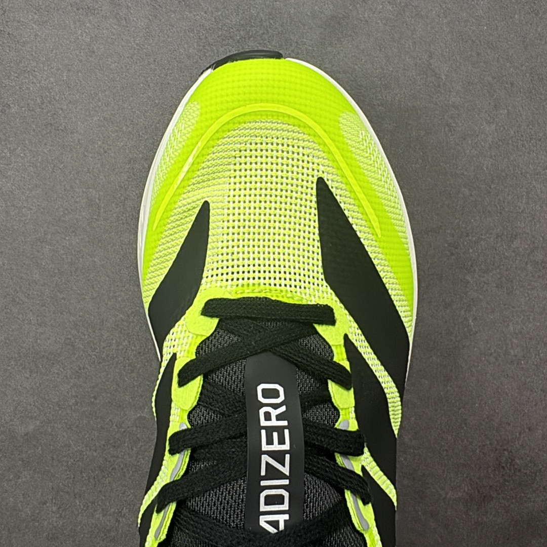 图片[8]-【真碳版本】Ad Adizero Boston 13 阿迪马拉松系列超轻防滑训练跑步运动鞋 JS4933 市场目前独家使用真碳柱 组合底版本 区别市场涂漆假碳一体大底货 这双跑鞋在保留了前一代的核心科技的基础上，做了一些调整和优化，让跑鞋的脚感更加柔软、回弹和舒适。同时，它也回归了 BOSTON 系列原本的精神，提供了一双适合各种训练和速度的性能跑鞋。 尺码：36 36.5 37 38 38.5 39 40 40.5 41 42 42.5 43 44 44.5 45-选品中心