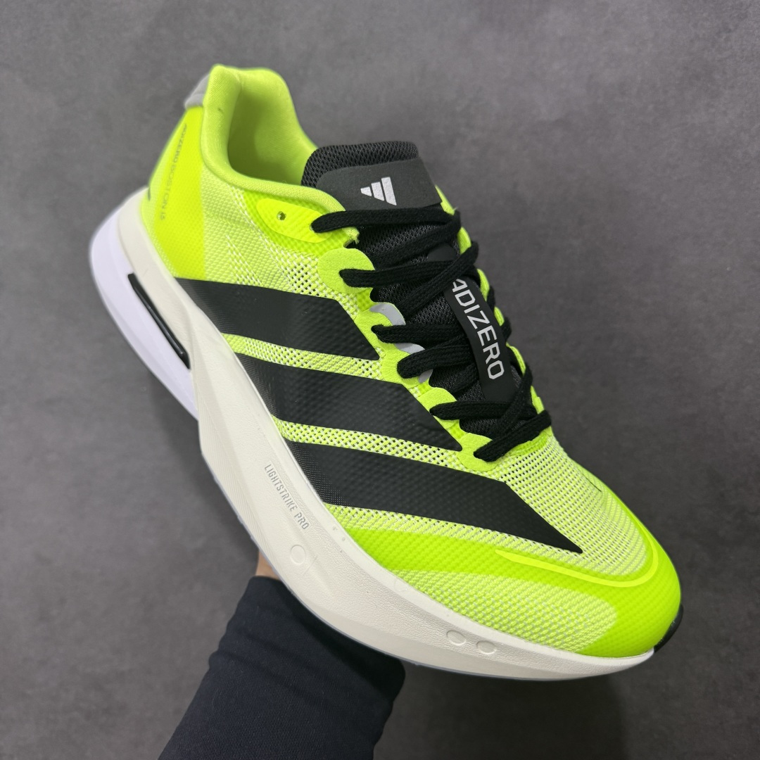 图片[3]-【真碳版本】Ad Adizero Boston 13 阿迪马拉松系列超轻防滑训练跑步运动鞋 JS4933 市场目前独家使用真碳柱 组合底版本 区别市场涂漆假碳一体大底货 这双跑鞋在保留了前一代的核心科技的基础上，做了一些调整和优化，让跑鞋的脚感更加柔软、回弹和舒适。同时，它也回归了 BOSTON 系列原本的精神，提供了一双适合各种训练和速度的性能跑鞋。 尺码：36 36.5 37 38 38.5 39 40 40.5 41 42 42.5 43 44 44.5 45-选品中心