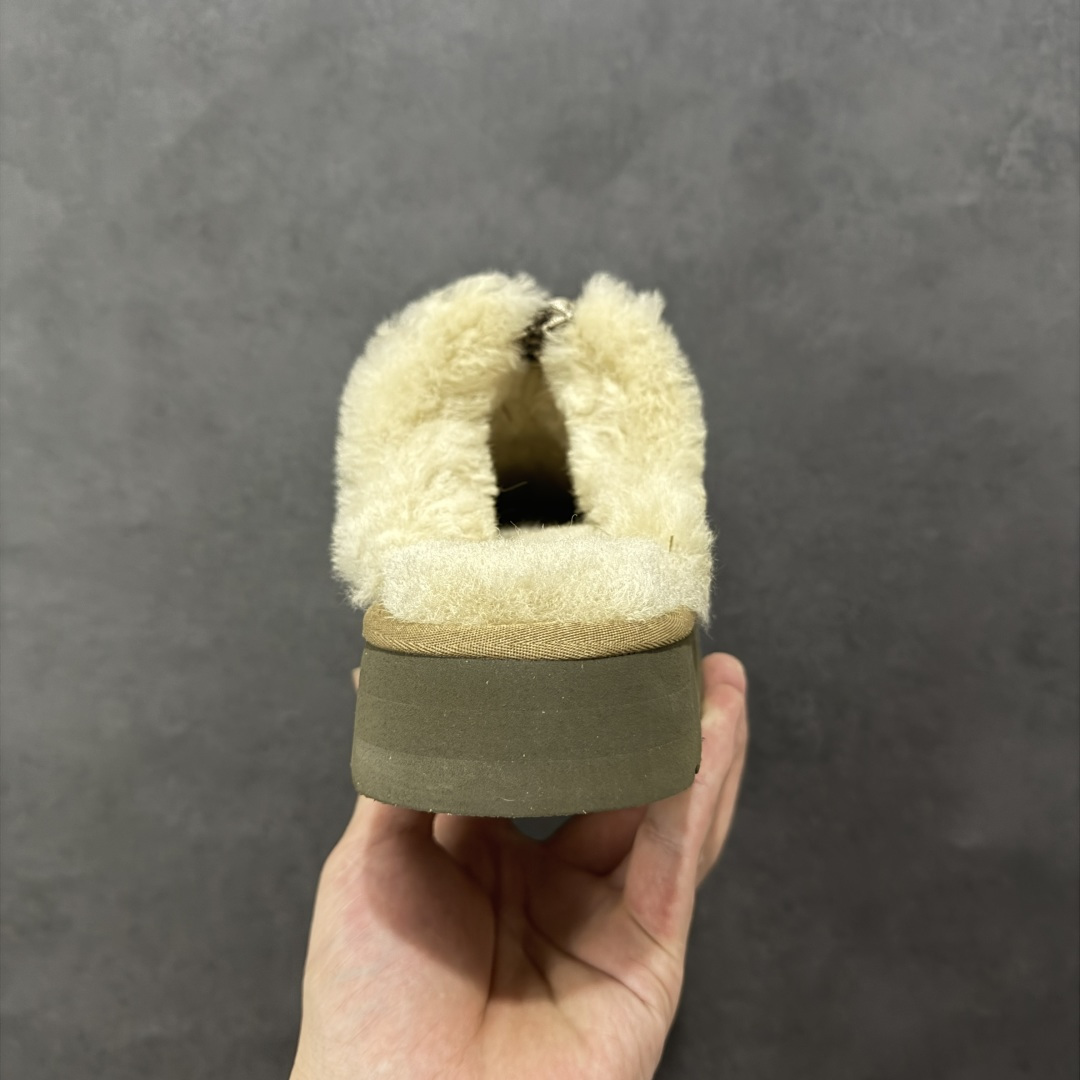 图片[4]-【X1纯原】全网热卖款最齐UGG130个配色市面顶级版本 UGG阿尔派半拖3CM中厚底女款小红书爆款8260 广州外贸大厂生产鞋头到鞋垫真羊皮毛一体独立外盒包装芯片带防水工艺区别市面任何版本 3cm厚底独立原版开发大底羊绒鞋垫冬季保暖外出家居都是很适合的选择进年uug推出款式系列局部偏向年轻消费者喜好也走到时尚潮流穿搭的前沿鞋身材质防泼水涂层翻毛皮鞋面17毫米UGGPURE™植入式羊毛内底轻便防滑舒适橡胶外底带有品牌LOGO商标带全套包装 尺码：353637383940-选品中心