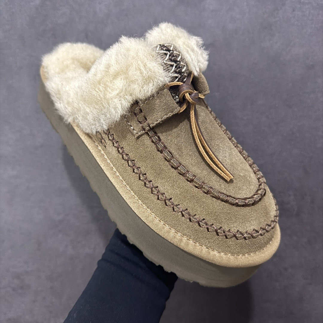 图片[3]-【X1纯原】全网热卖款最齐UGG130个配色市面顶级版本 UGG阿尔派半拖3CM中厚底女款小红书爆款8260 广州外贸大厂生产鞋头到鞋垫真羊皮毛一体独立外盒包装芯片带防水工艺区别市面任何版本 3cm厚底独立原版开发大底羊绒鞋垫冬季保暖外出家居都是很适合的选择进年uug推出款式系列局部偏向年轻消费者喜好也走到时尚潮流穿搭的前沿鞋身材质防泼水涂层翻毛皮鞋面17毫米UGGPURE™植入式羊毛内底轻便防滑舒适橡胶外底带有品牌LOGO商标带全套包装 尺码：353637383940-选品中心