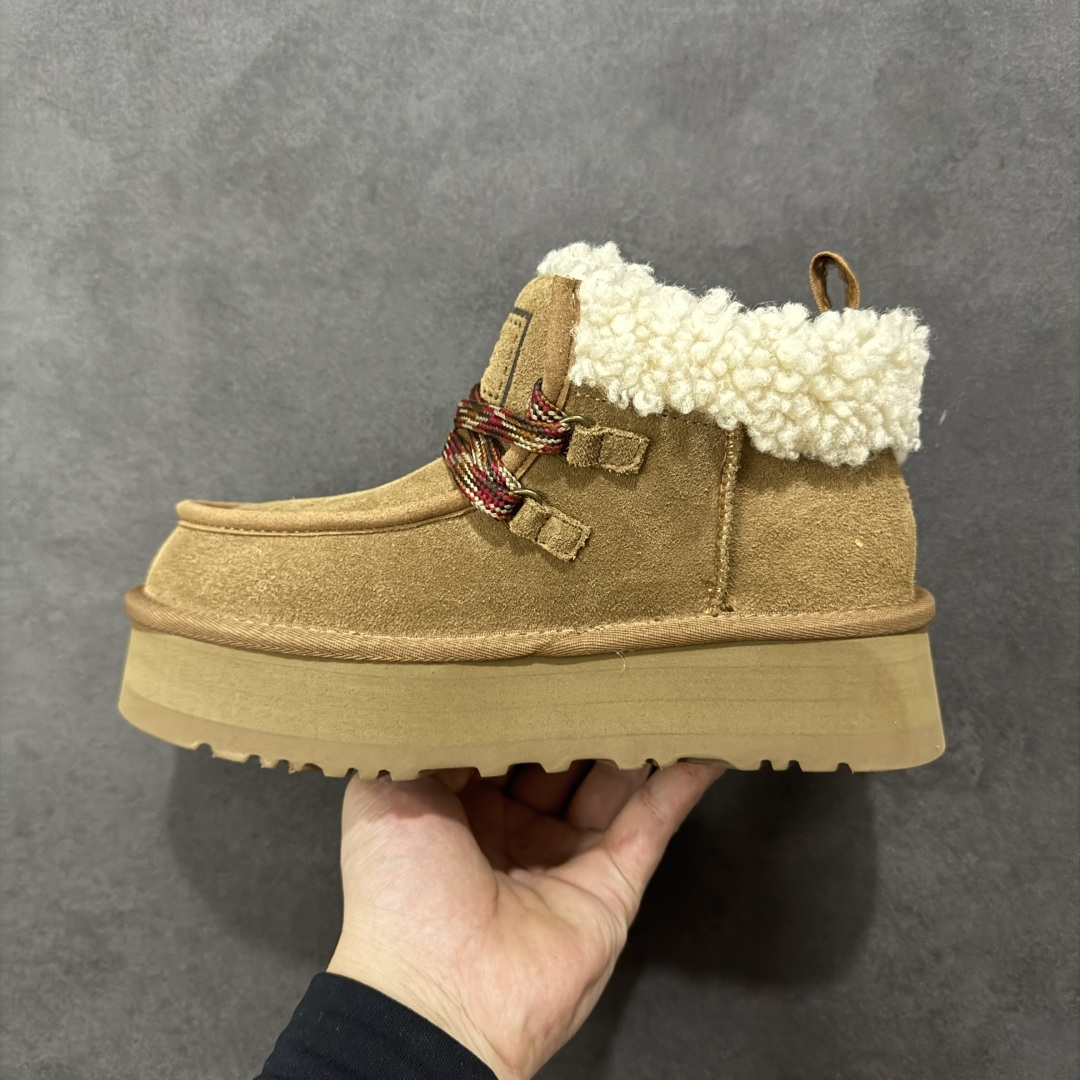 图片[2]-【X1纯原】全网最齐ugg130个配色市面顶级版本 UGG芙卡拉3cm厚底雪地靴女款3954 广州外贸大厂生产鞋头到鞋垫真羊皮毛一体独立外盒包装芯片带防水工艺区别市面任何版本 独立原版开发大底羊绒鞋垫冬季保暖外出家居都是很适合的选择近年uug推出款式系列局部偏向年轻消费者喜好也走到时尚潮流穿搭的前沿鞋身材质防泼水涂层翻毛皮鞋面17毫米UGGPURE™植入式羊毛内底轻便防滑舒适橡胶外底带有品牌LOGO商标带全套包装 尺码：353637383940-选品中心