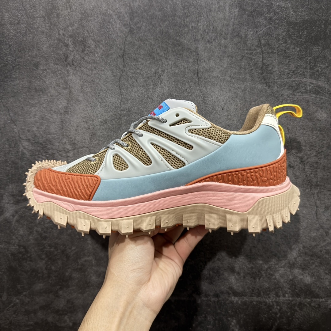 图片[2]-【GX版】Moncler Trailgrip Gore-Tex 蒙口/盟可睐 越野旅行系列低帮厚底轻量户外登山运动鞋 盟可睐MONCLER TRAILGRIP 鞋履新季系列 前卫设计碰撞实用科技 轻盈面料无惧炎热夏季 Trailgrip运动鞋作为盟可睐Moncler的秋冬新作横空出世 融蕴品牌山地基因 运用科技前沿技术 征服野外复杂地形 醒目的胎纹设计搭配弧形橡胶鞋头 确保经久耐穿 为山野探险与都市畅游提供高效防护 Trailgrip 2023春夏系列将在既有的实用性基础之上 推出全新配色 并采用更轻材质 尺码：36-46-选品中心