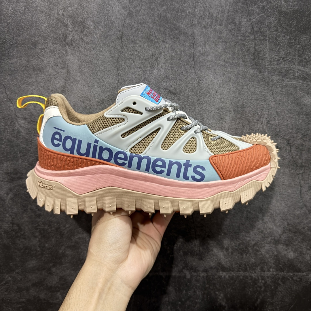 【GX版】Moncler Trailgrip Gore-Tex 蒙口/盟可睐 越野旅行系列低帮厚底轻量户外登山运动鞋 盟可睐MONCLER TRAILGRIP 鞋履新季系列 前卫设计碰撞实用科技 轻盈面料无惧炎热夏季 Trailgrip运动鞋作为盟可睐Moncler的秋冬新作横空出世 融蕴品牌山地基因 运用科技前沿技术 征服野外复杂地形 醒目的胎纹设计搭配弧形橡胶鞋头 确保经久耐穿 为山野探险与都市畅游提供高效防护 Trailgrip 2023春夏系列将在既有的实用性基础之上 推出全新配色 并采用更轻材质 尺码：36-46-选品中心