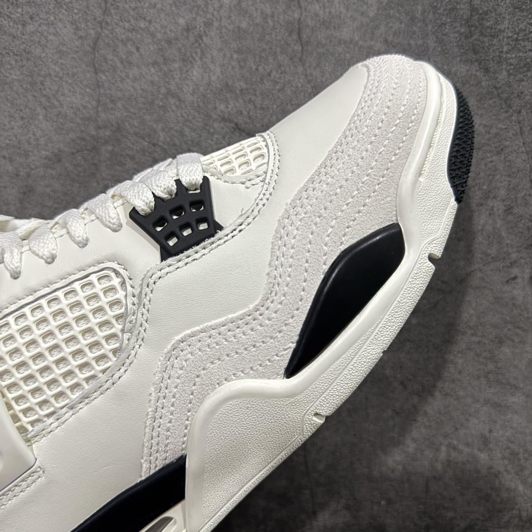 图片[6]-【GX纯原】Air Jordan AJ4 “Flight Club”Sail/Black-University Red 飞行俱乐部 IM4002-100 全新批次 重点区分市面 唯一正确细节 后跟饰片中心位置有合模线 超弹硅胶材质 内层不织布补强 补强为硅胶提供更强耐久性 避免断裂 圈内最强四代 独家外贸特供尺码含 45.5 49.5 50.5 耗时半年巨作 全套原纸板楦头开发 原厂特供皮料加持 确保原汁原味 完美呈现四代版型 一比一鞋头弧度高度鞋身弧度 数据细节工艺流程均保持原鞋一致 原厂TPU网格鞋带扣 正确内里网布 菱角分明不变形无多余毛边 柔软性质感一致于原鞋 市场唯一原厂鞋扣模具 背面可见隐藏注塑口 原厂织唛标 原厂飞人电绣工艺 尾指中部跳三针 独家绑鞋带手法 印刷中底布 四线拉帮 米色美纹纸贴合固定 进口港宝加持 后跟自然饱满 全鞋荧光划线卡点 追求极致完美 每一双都是工艺品 多重QC质检 超越公司货的品控标准 实实在在的免检产品 尺码：40 40.5 41 42 42.5 43 44 44.5 45 45.5 46 47.5 48.5 49.5 50.5-选品中心