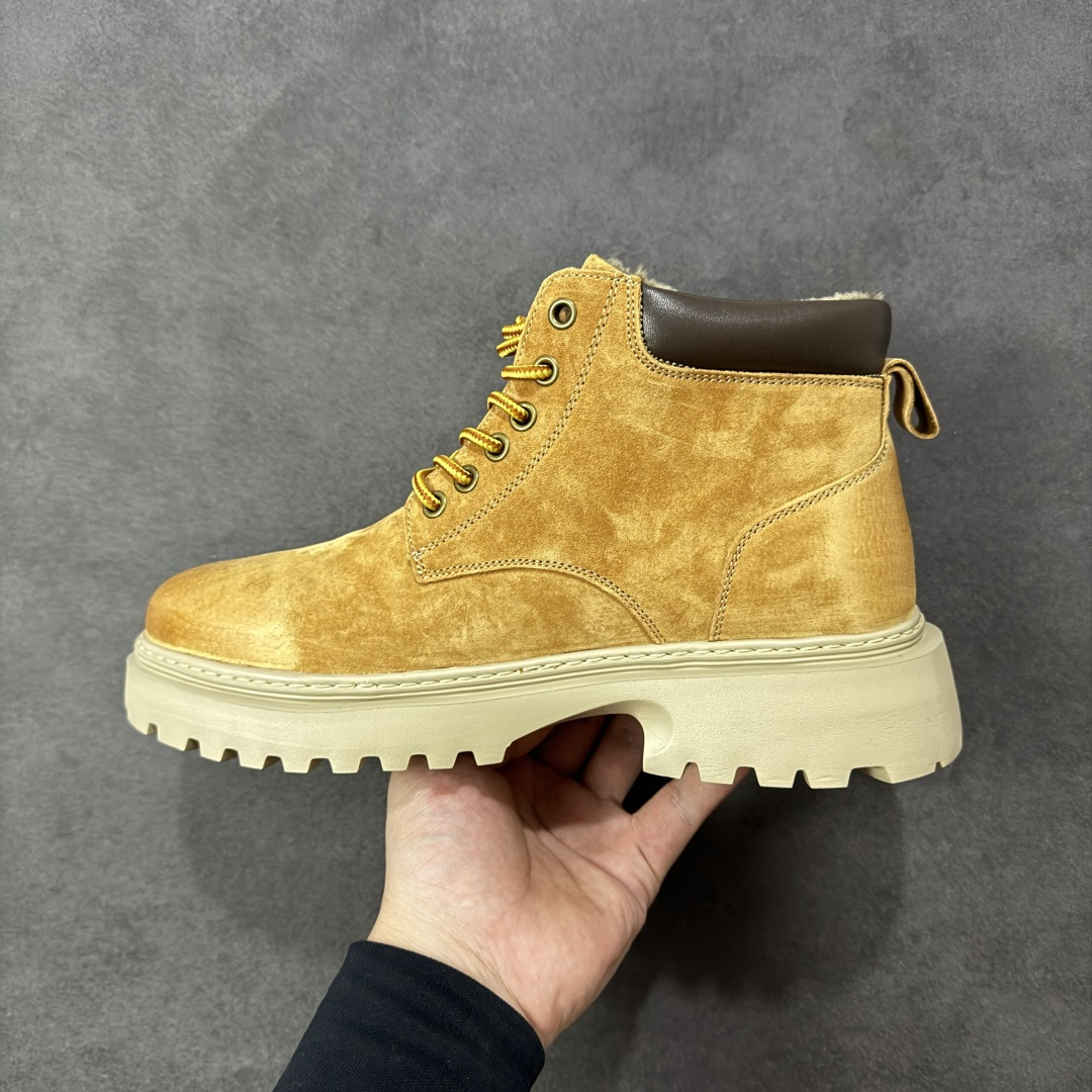 图片[2]-【广东纯原】UGG Tasman Weather Hybrid 塔斯曼混合系列户外中帮休闲马丁靴雪地靴 UGG秋冬新品（毛绒一体内里保暖锁热）秋冬必备 户外中帮休闲马丁靴雪地靴系列 # 代购专供品质 面料采用进口头层牛皮材质 鞋内里采用🔥毛茸一体内里保暖锁热。外置高弹Modern 外置防滑橡塑发泡超轻大底 系带设计 穿脱十分方便 采用TPU模压定型真皮鞋面材质#EVA轻翼外底防滑,耐磨性和良好的弹性！美国轻奢品牌 尺码：39 40 41 42 43 44 编码：TLB330340-选品中心