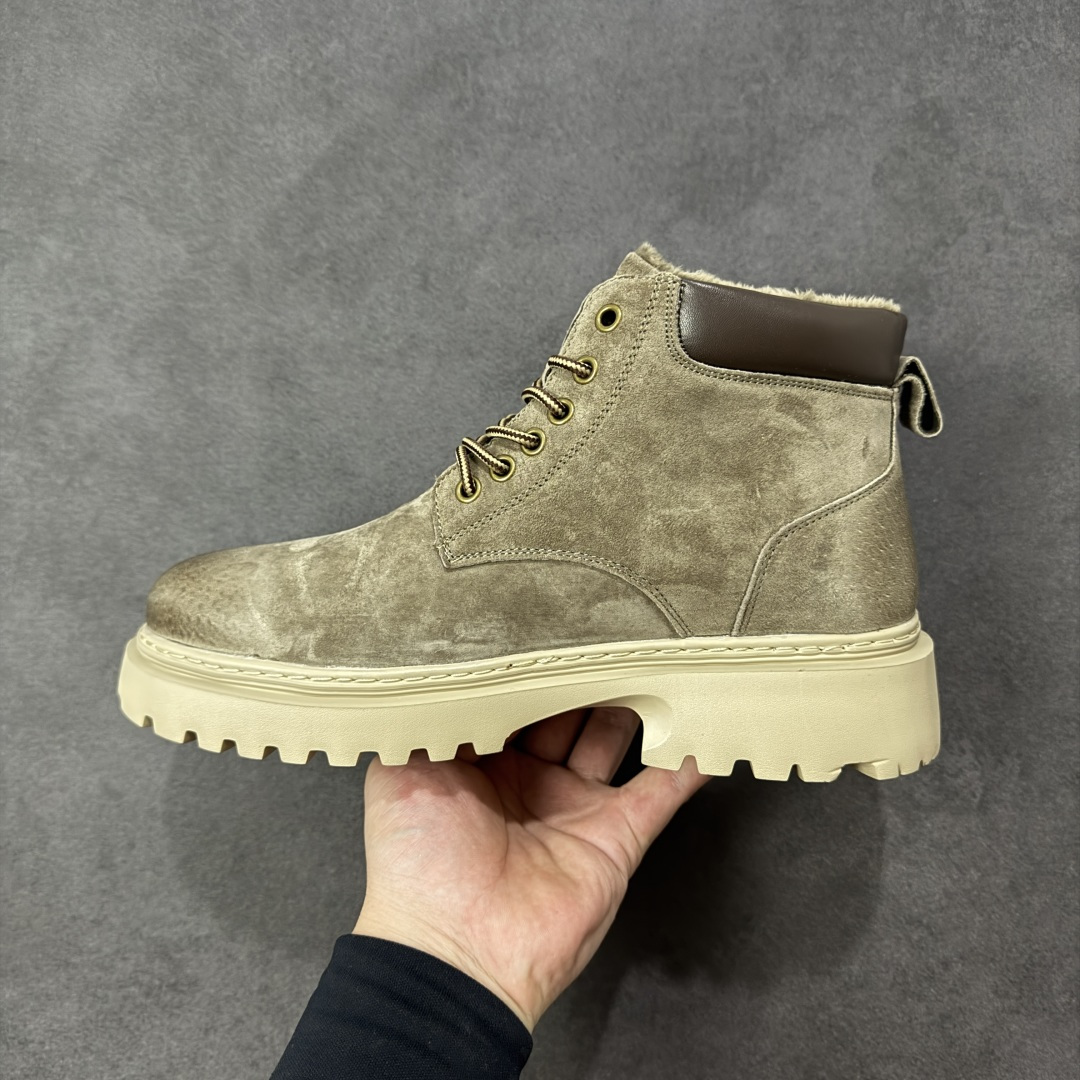 图片[2]-【广东纯原】UGG Tasman Weather Hybrid 塔斯曼混合系列户外中帮休闲马丁靴雪地靴 UGG秋冬新品（毛绒一体内里保暖锁热）秋冬必备 户外中帮休闲马丁靴雪地靴系列 # 代购专供品质 面料采用进口头层牛皮材质 鞋内里采用🔥毛茸一体内里保暖锁热。外置高弹Modern 外置防滑橡塑发泡超轻大底 系带设计 穿脱十分方便 采用TPU模压定型真皮鞋面材质#EVA轻翼外底防滑,耐磨性和良好的弹性！美国轻奢品牌 尺码：39 40 41 42 43 44 编码：TLB330340-选品中心